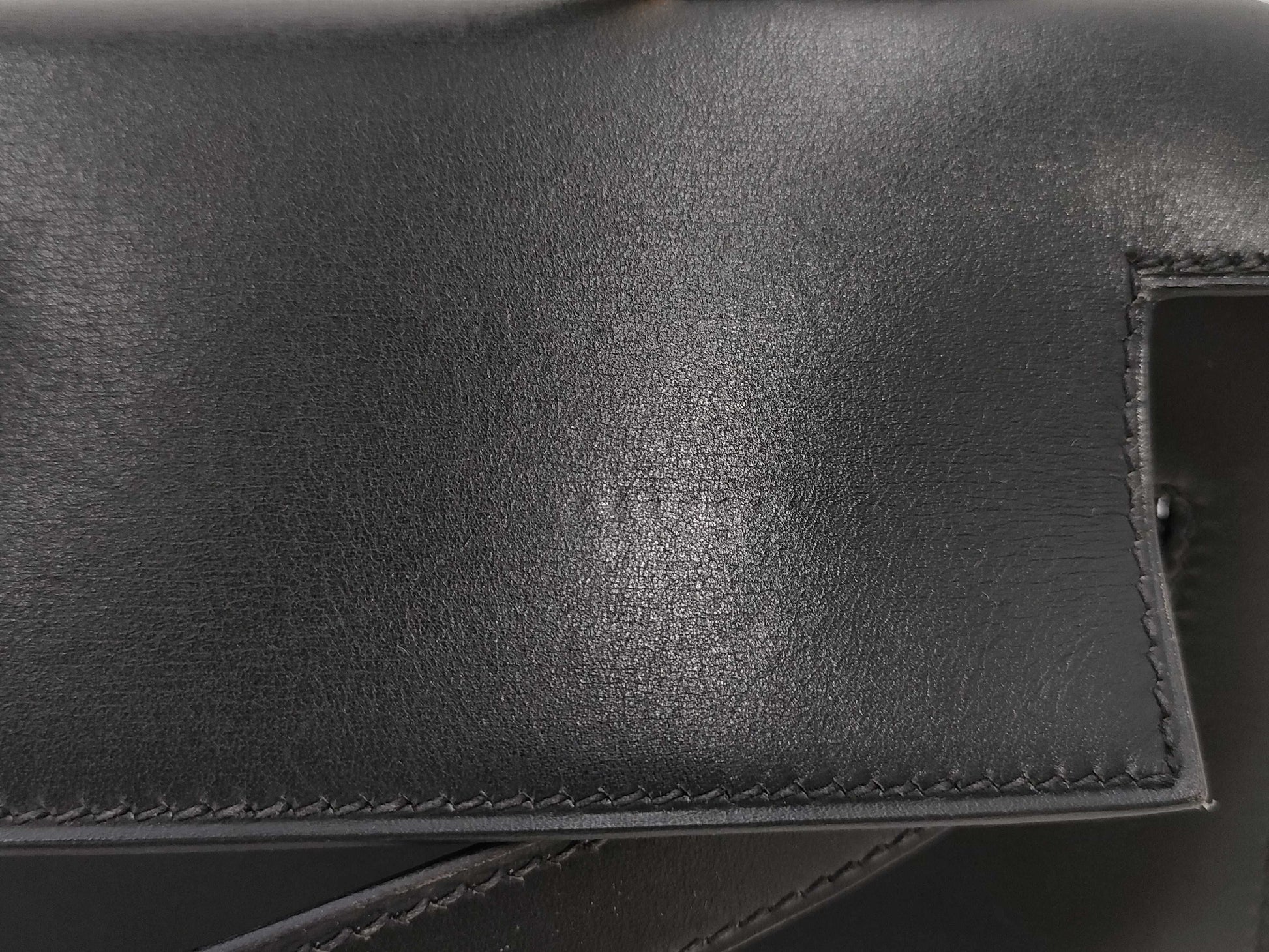 HERMES Kelly 32 Serie Box Calf Leather Black with Gold Hardware □C: 1999 Handbag