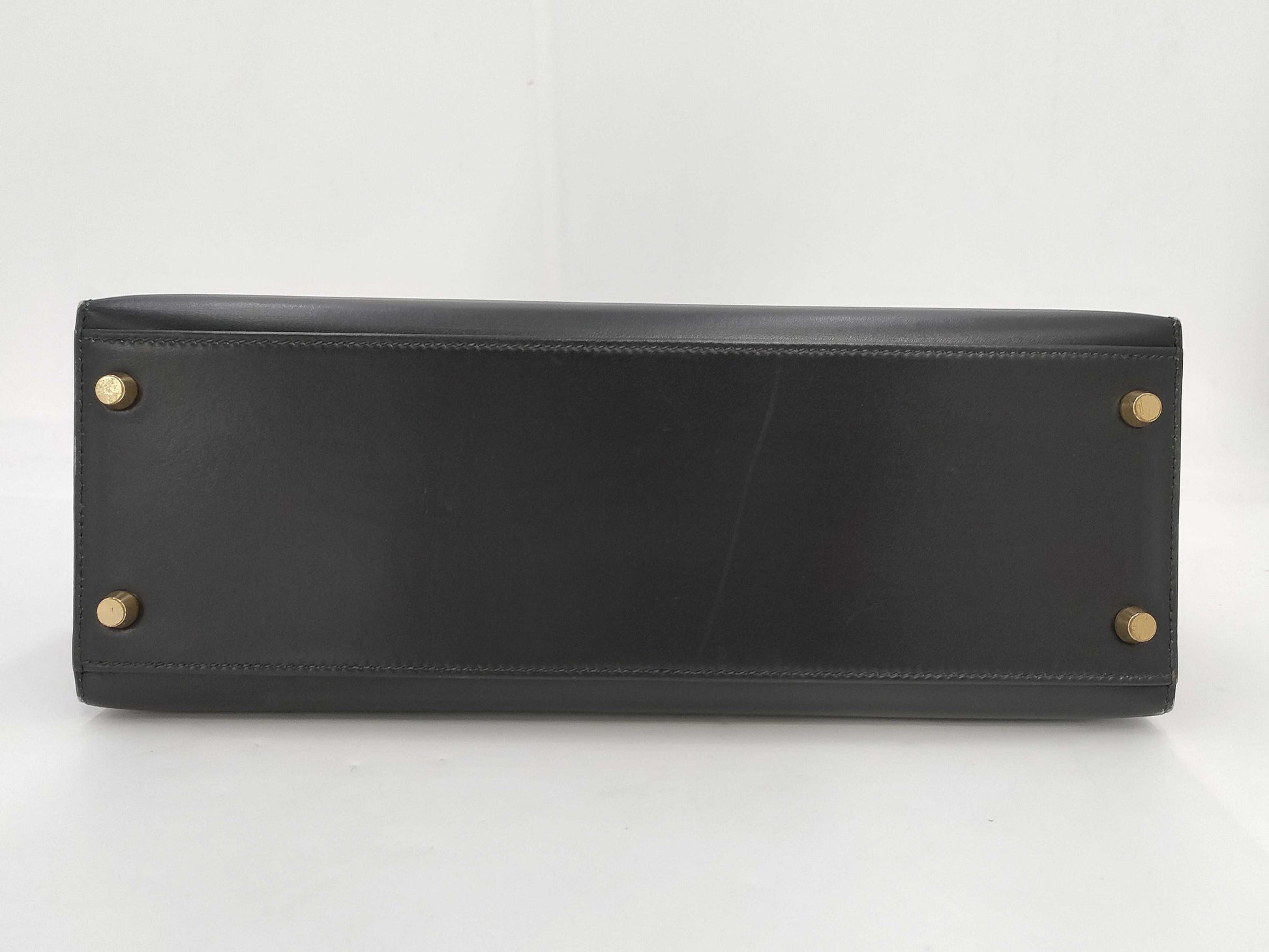 HERMES Kelly 32 Serie Box Calf Leather Black with Gold Hardware □C: 1999 Handbag