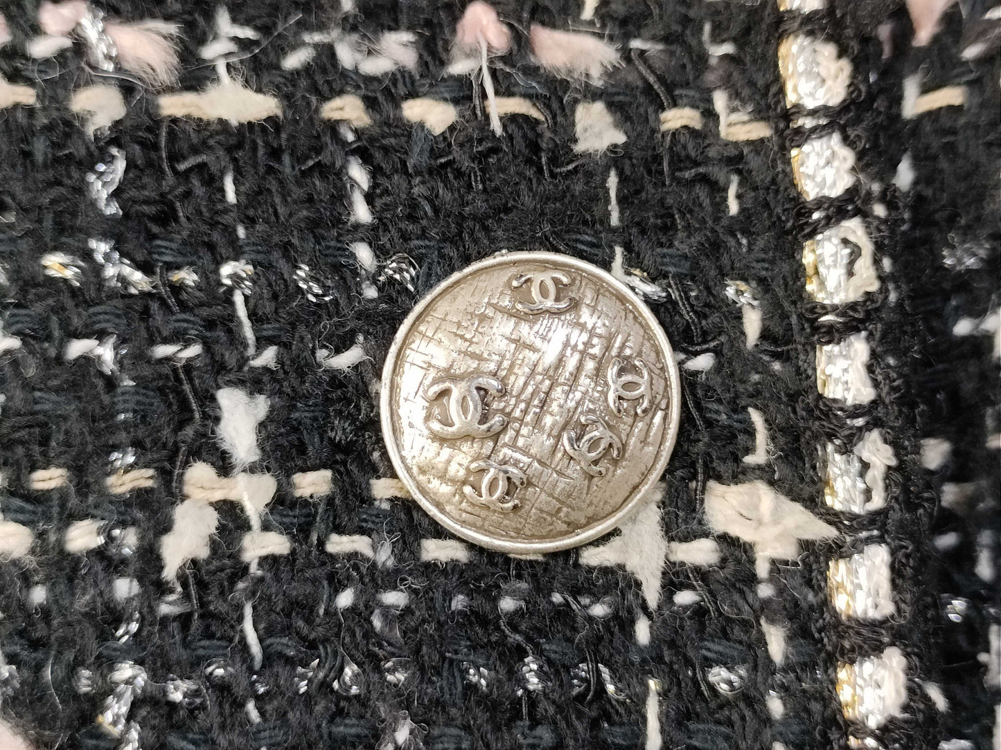 CHANEL CHANEL Emblem Tweed Jacket Size 38 Jacket