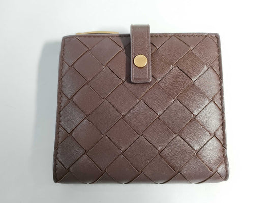 BOTTEGA VENETA Intrecciato Wallet Brown Maxi Intrecciato Wallet