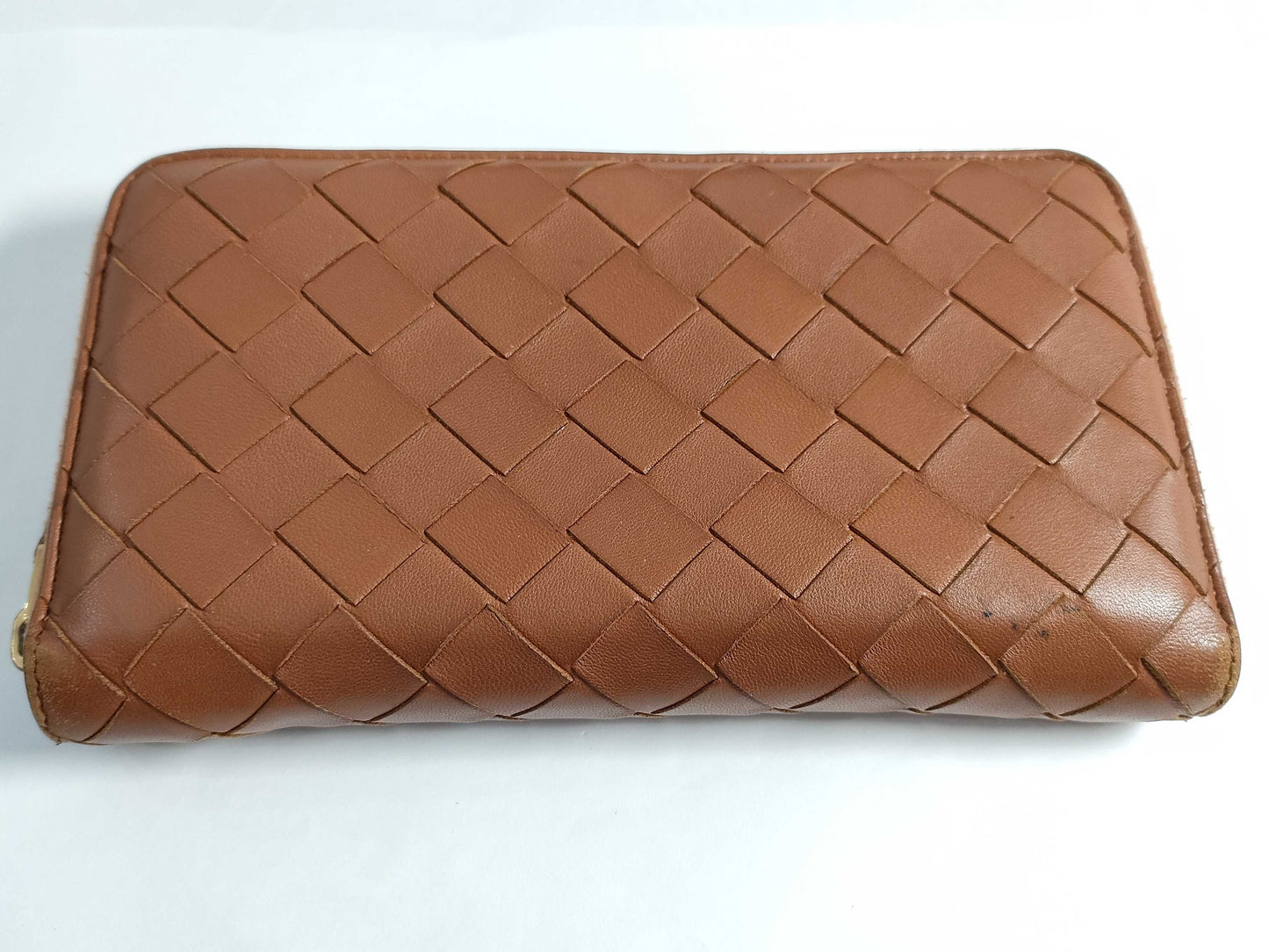 BOTTEGA VENETA Maxi Intrecciato Leather Round Zip Wallet Long Wallet