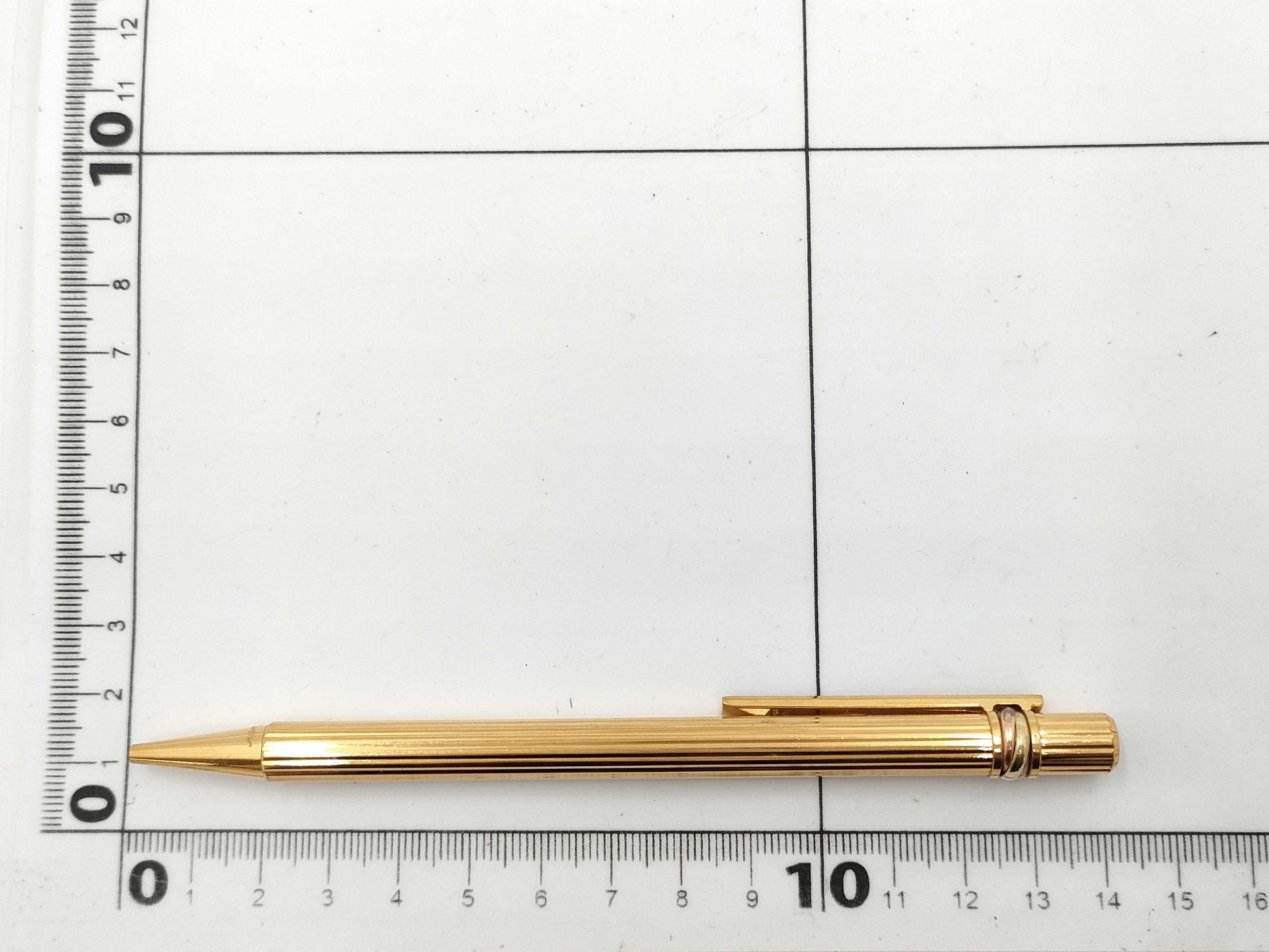 Cartier Trinity Red Lacquer Ballpoint Pen with Ink, Twist Function OK, Other Accessories