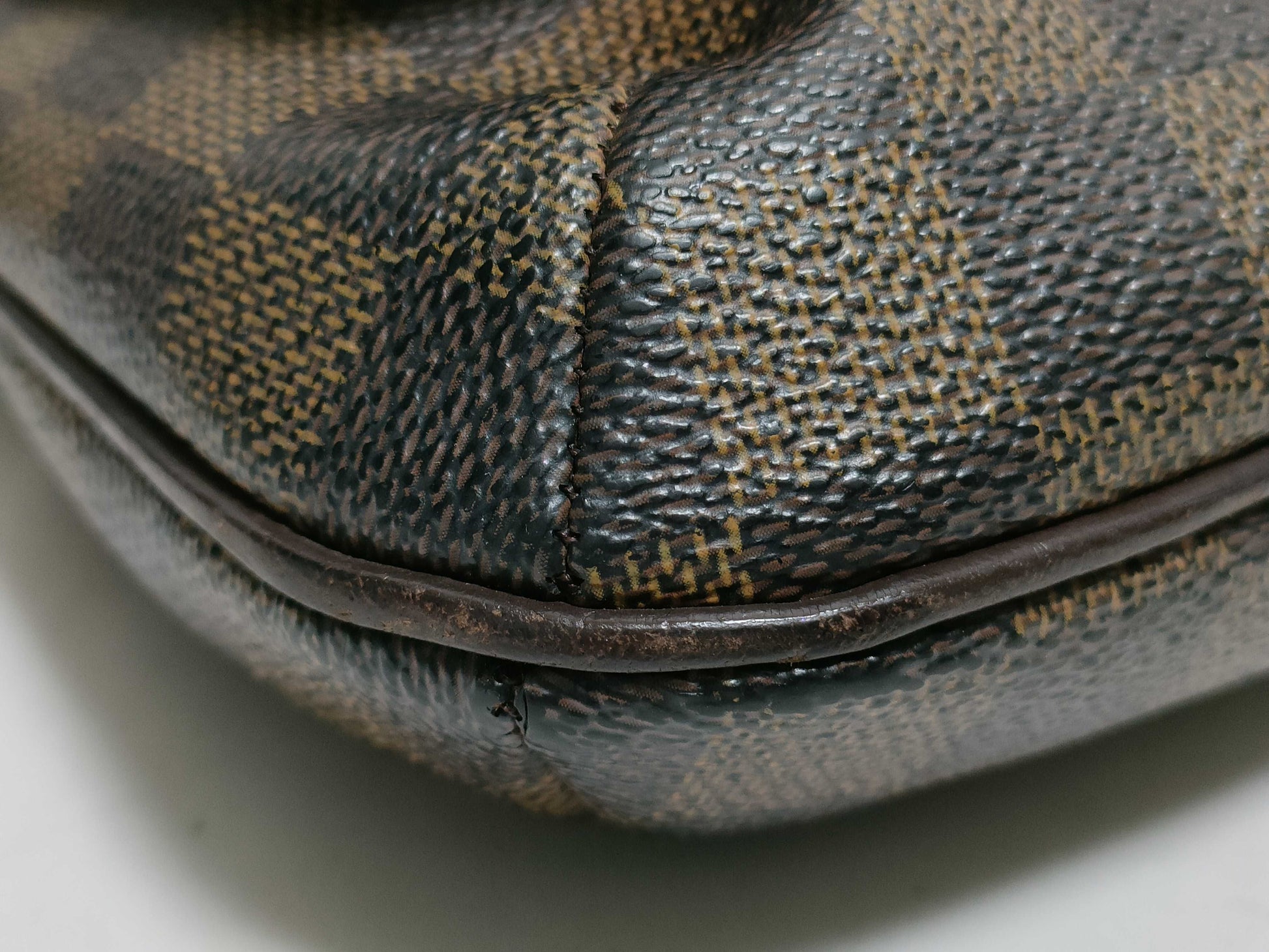 LOUIS VUITTON RFID Unverifiable LM1018 Damier Louis Vuitton Damier Musette Tango Shoulder Bag