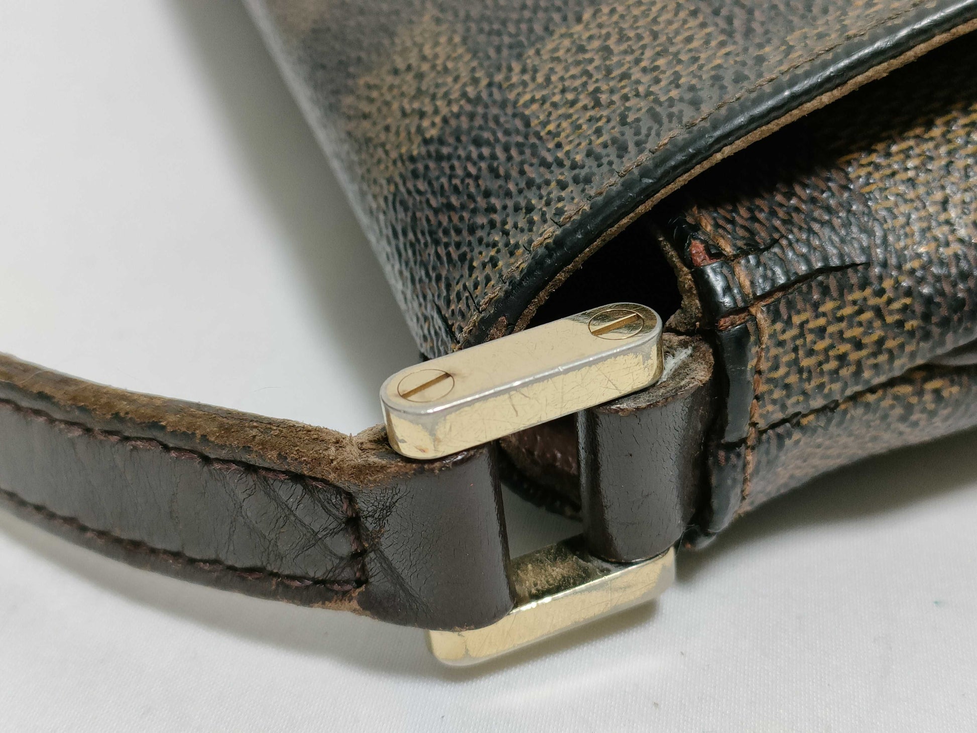 LOUIS VUITTON RFID Unverifiable LM1018 Damier Louis Vuitton Damier Musette Tango Shoulder Bag