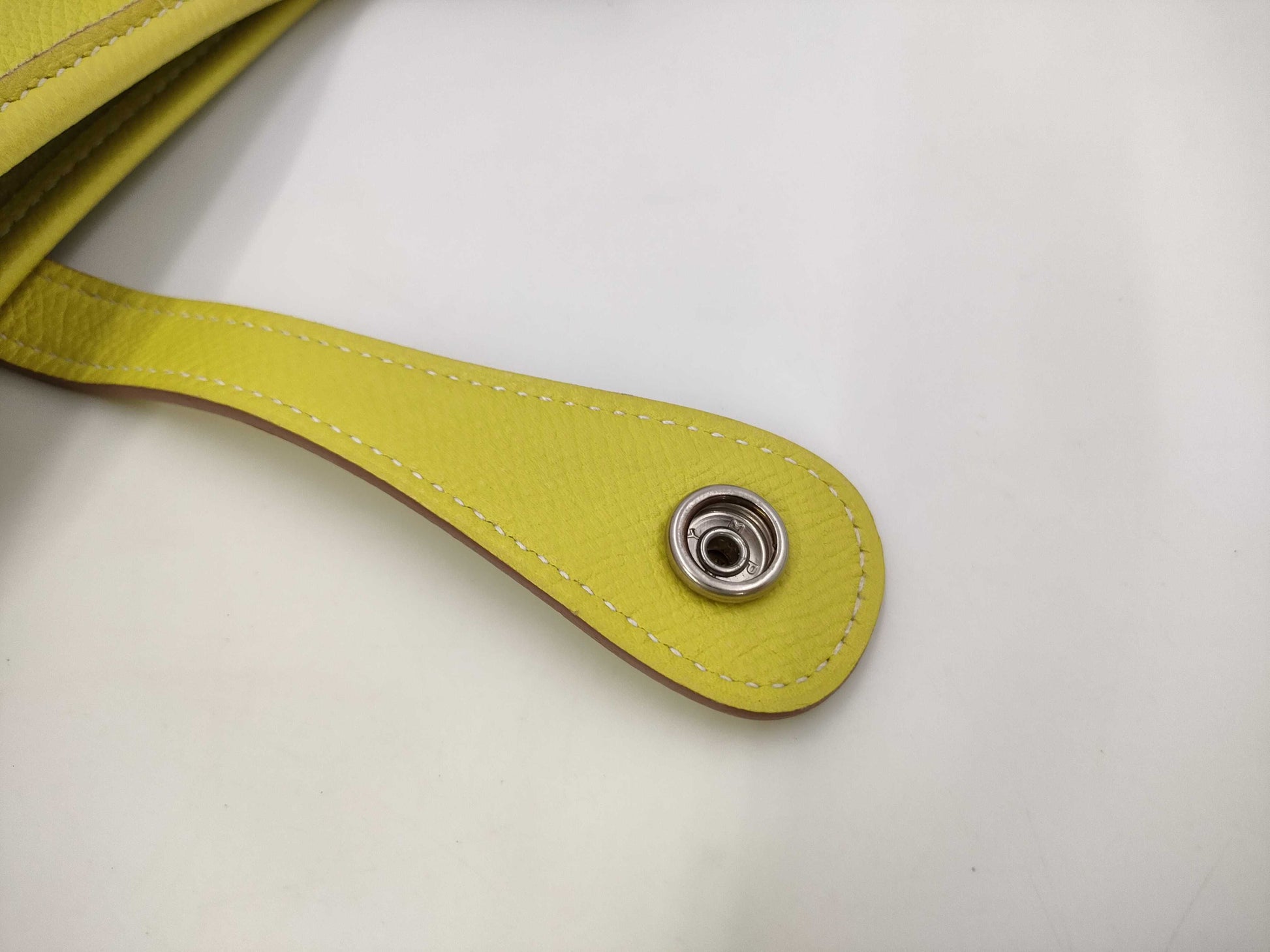 HERMES Evelyn PM Shoulder Bag