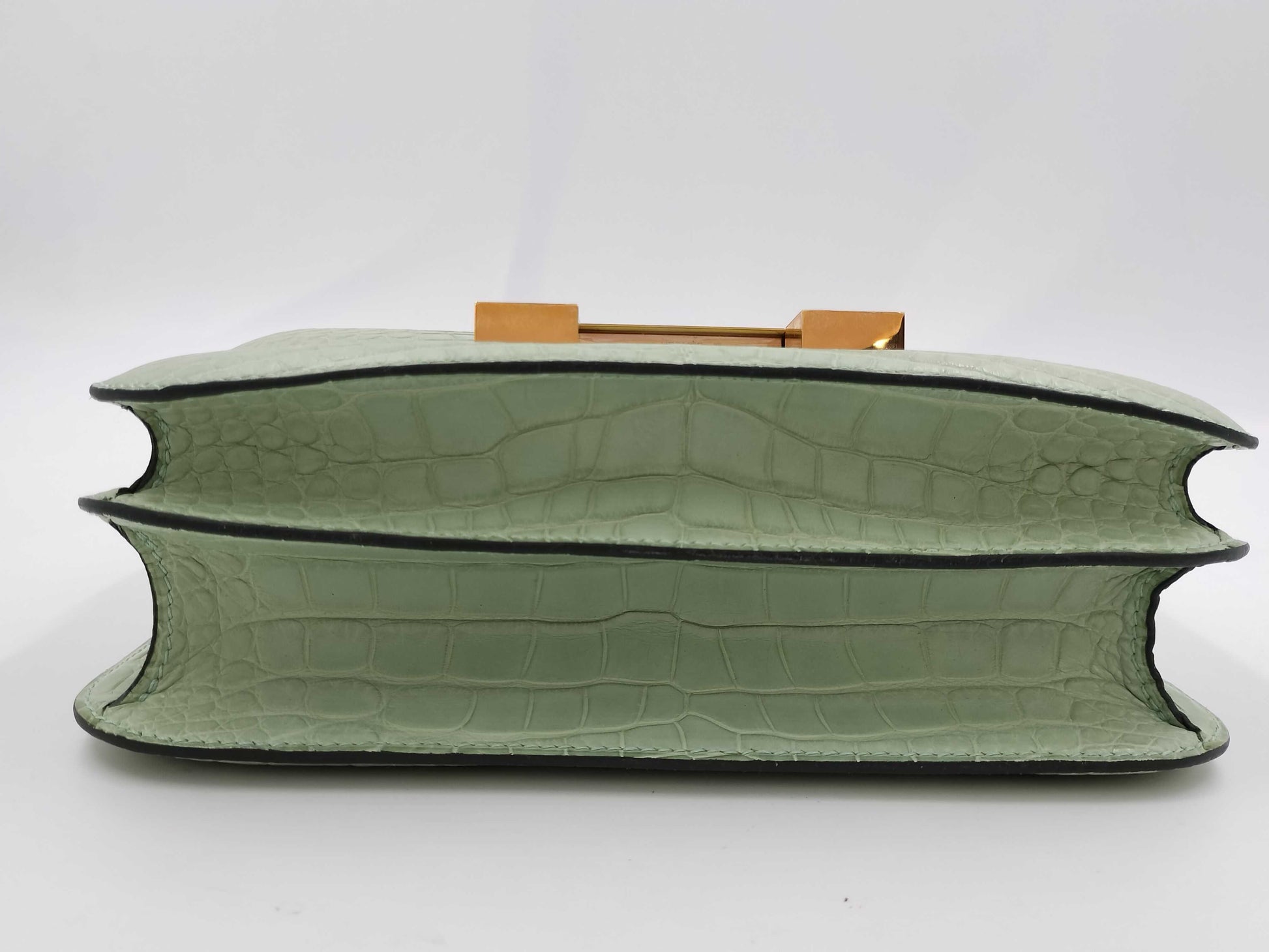 HERMES Constance 3 Trois 24 A stamp 2017 Alligator Shoulder Bag