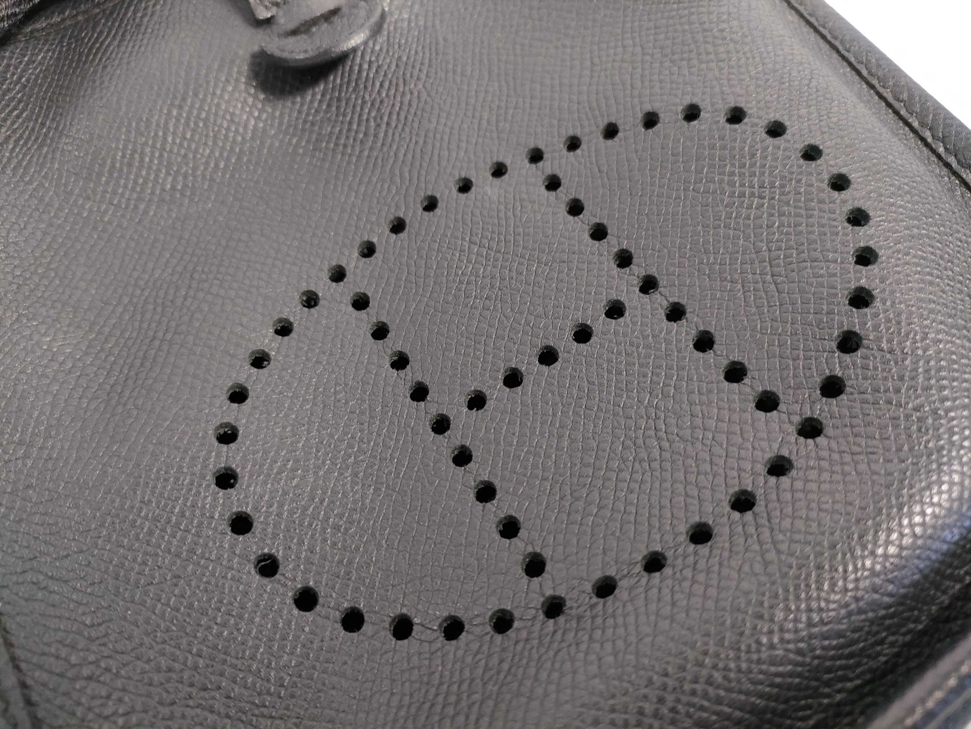 HERMES X Evelyn TPM Epsom Leather X Stamp 2016 Black Shoulder Bag