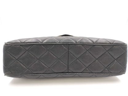 CHANEL Matelasse Chain Shoulder Bag in Black Caviar Skin 3054997 Shoulder Bag