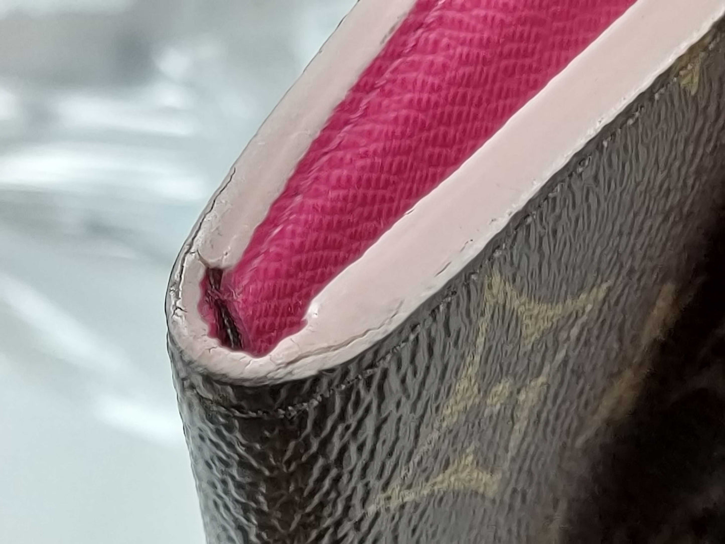 LOUIS VUITTON CA 4177 RFID Unverified Monogram Louis Vuitton Monogram Portefeuille Emilie M64202 Wallet