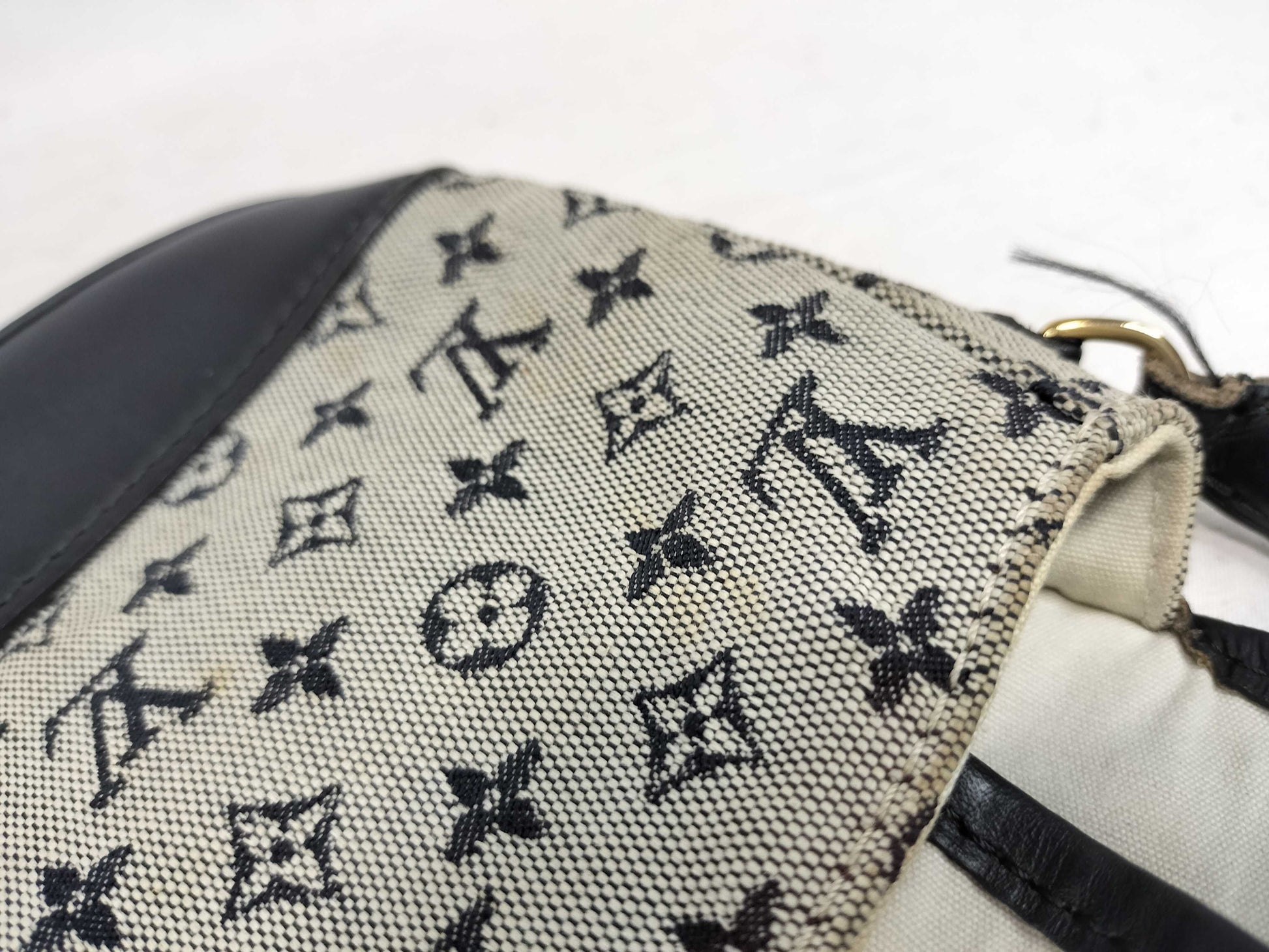 LOUIS VUITTON TH1023 Monogram Mini Marjorie Shoulder Bag