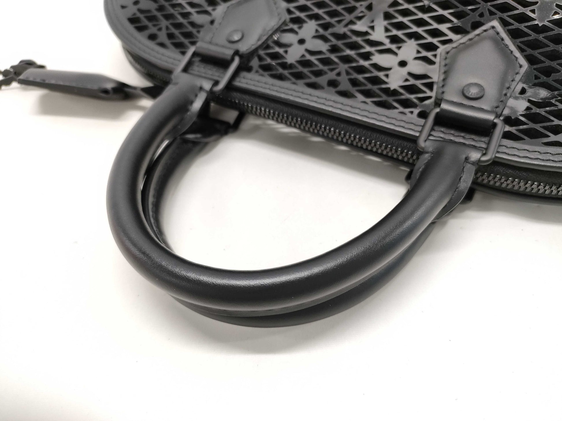 LOUIS VUITTON Monogram Lace Alma PM M20355 Bag