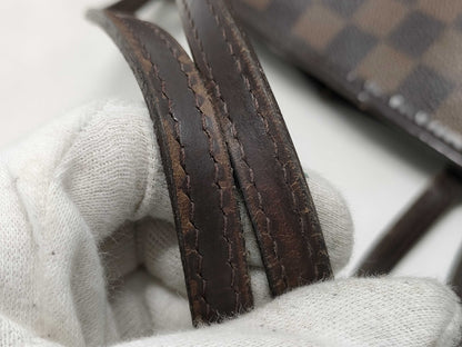LOUIS VUITTON Damier Neverfull GM Tote Bag
