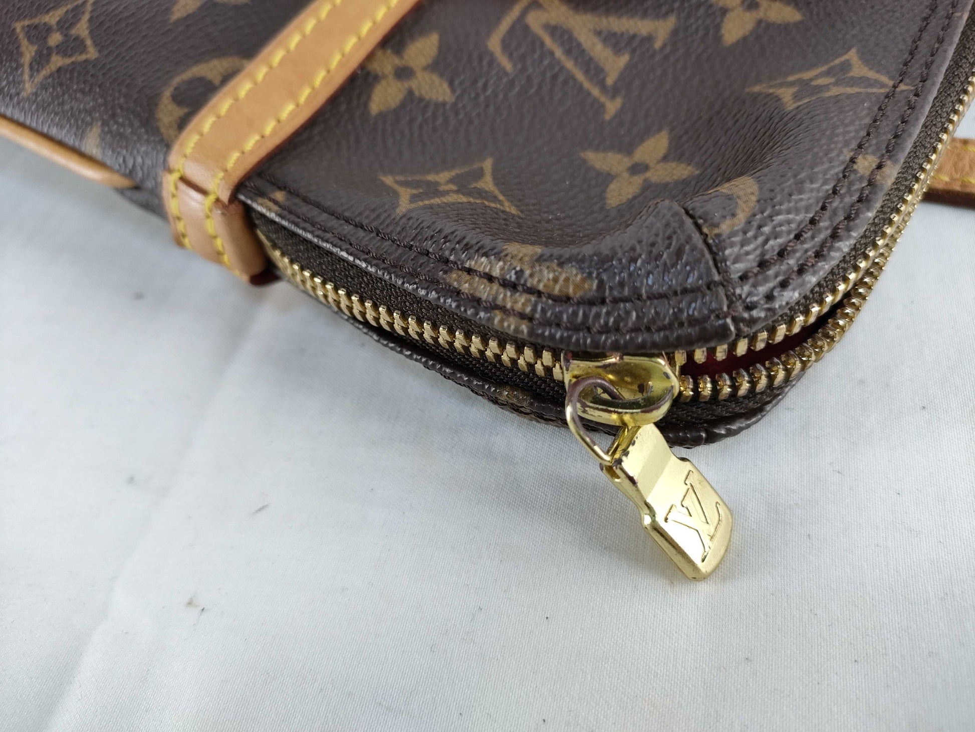 LOUIS VUITTON VI0944 Monogram LV Handbag Shoulder Bag