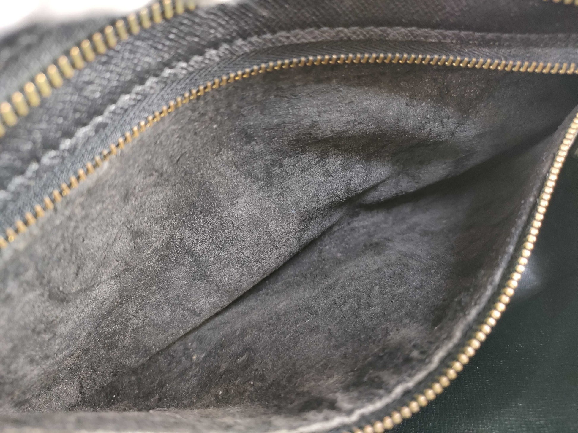 LOUIS VUITTON Epi LV Shoulder Bag Shoulder Bag