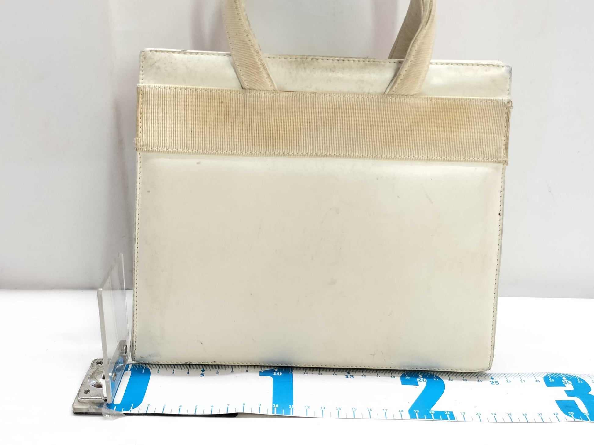 Salvatore Ferragamo Vara Ferragamo Bag Handbag