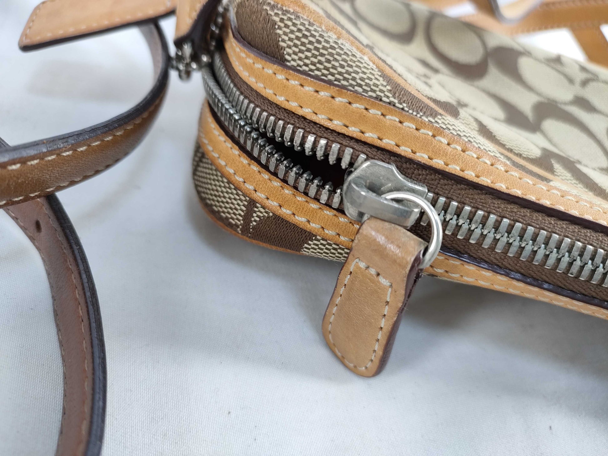 COACH shoulder bag 