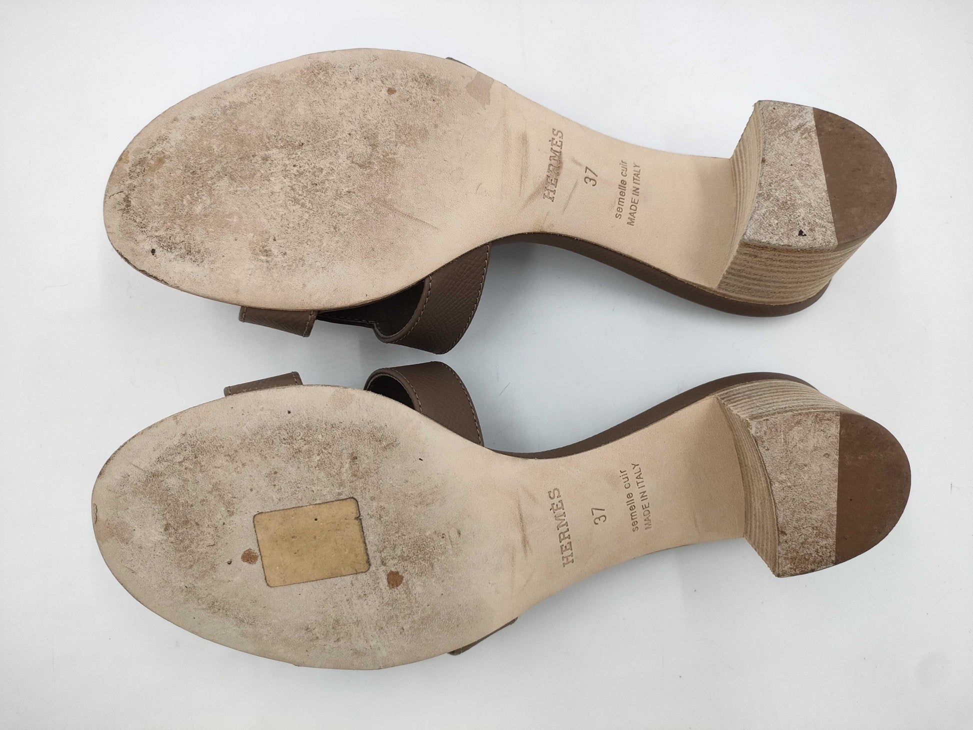 HERMES H Sandals Etoupe Size 37 Sandals