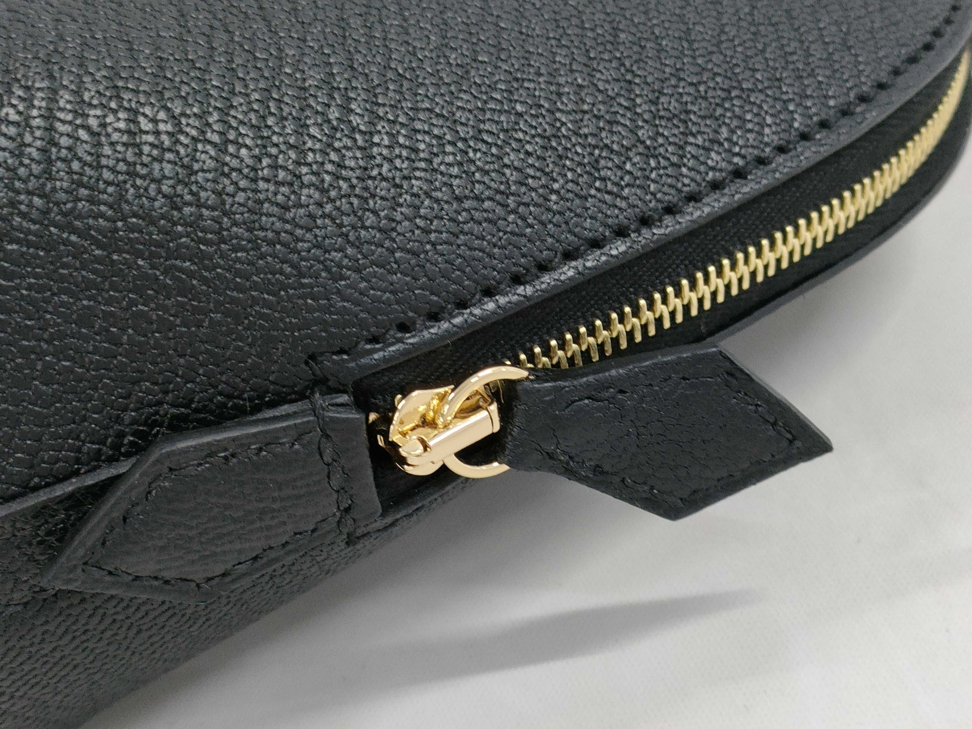 HERMES Bolide 1923 Mini Black Chevre Mysore Handbag with Gold Hardware and K Stamp