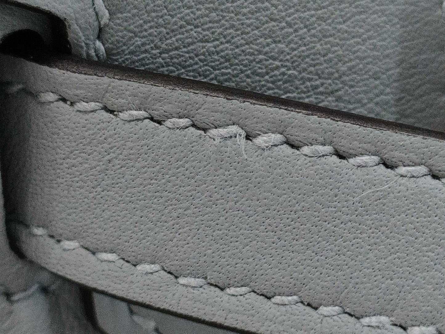 HERMES Birkin 25 in Platinum with Swift Champagne Gold Hardware and K Stamp.