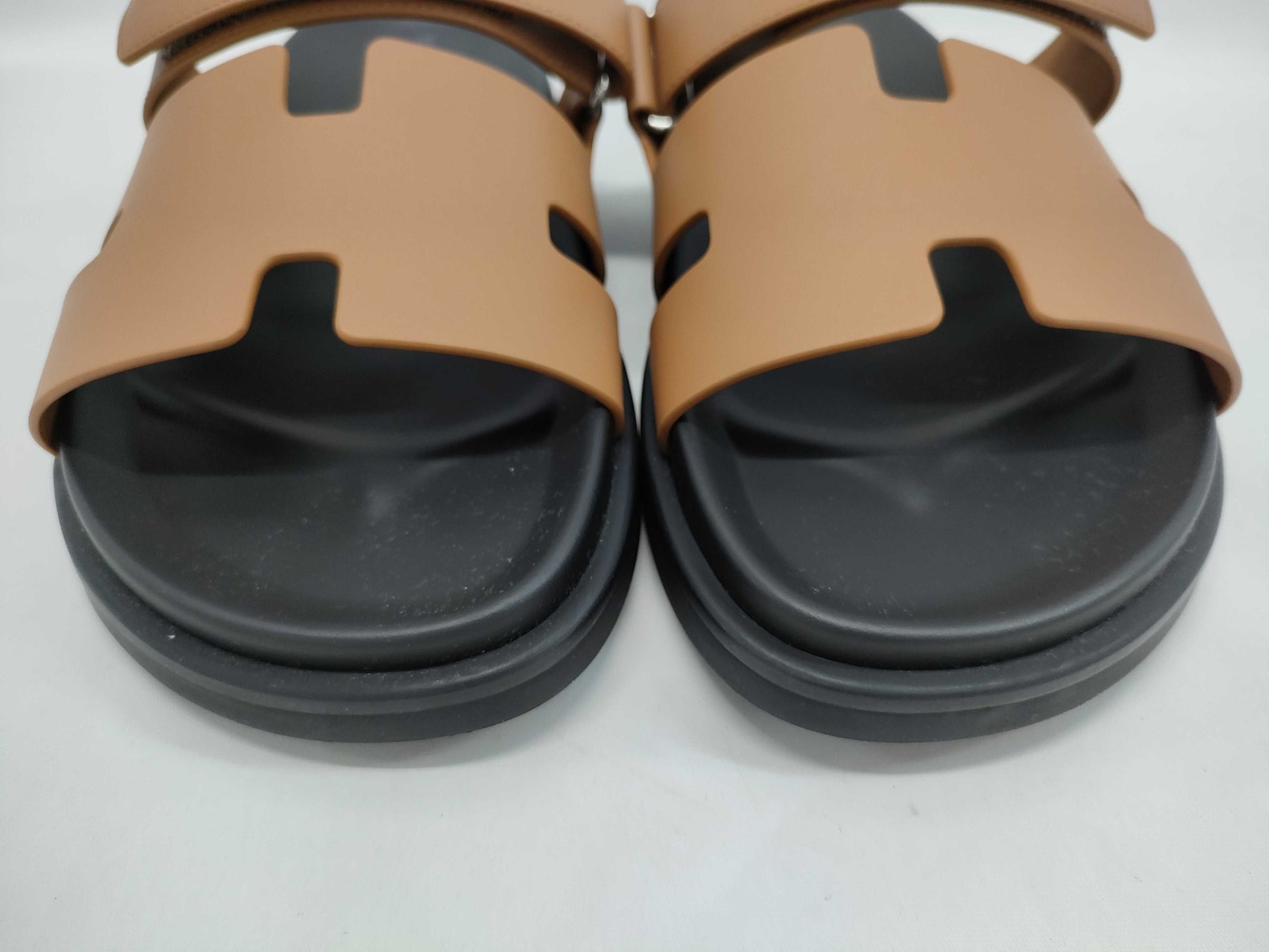 HERMES Sandals "Chypre" Natural Size: 43 Sandals