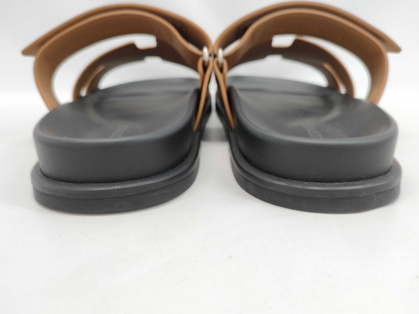 HERMES Sandals "Chypre" Natural Size: 43 Sandals