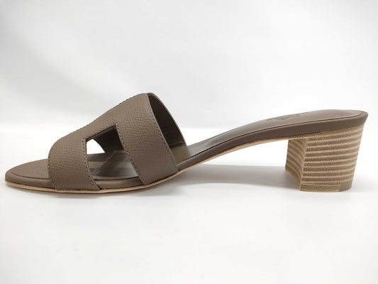 HERMES Oasis Etoupe Sandals, Size 39