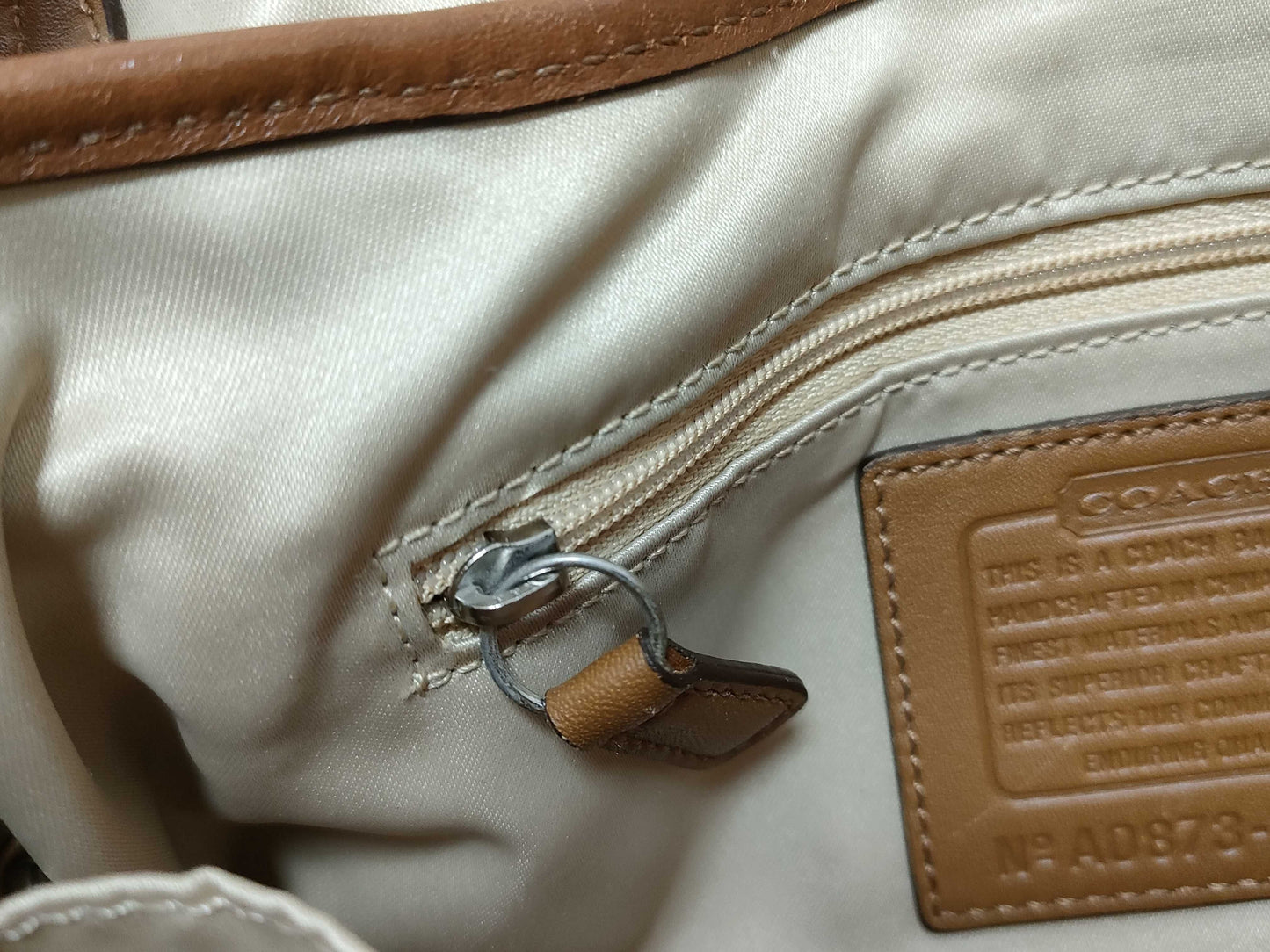 COACH Signature Soho Signature Canvas One-Shoulder Bag Brown Shoulder Bag