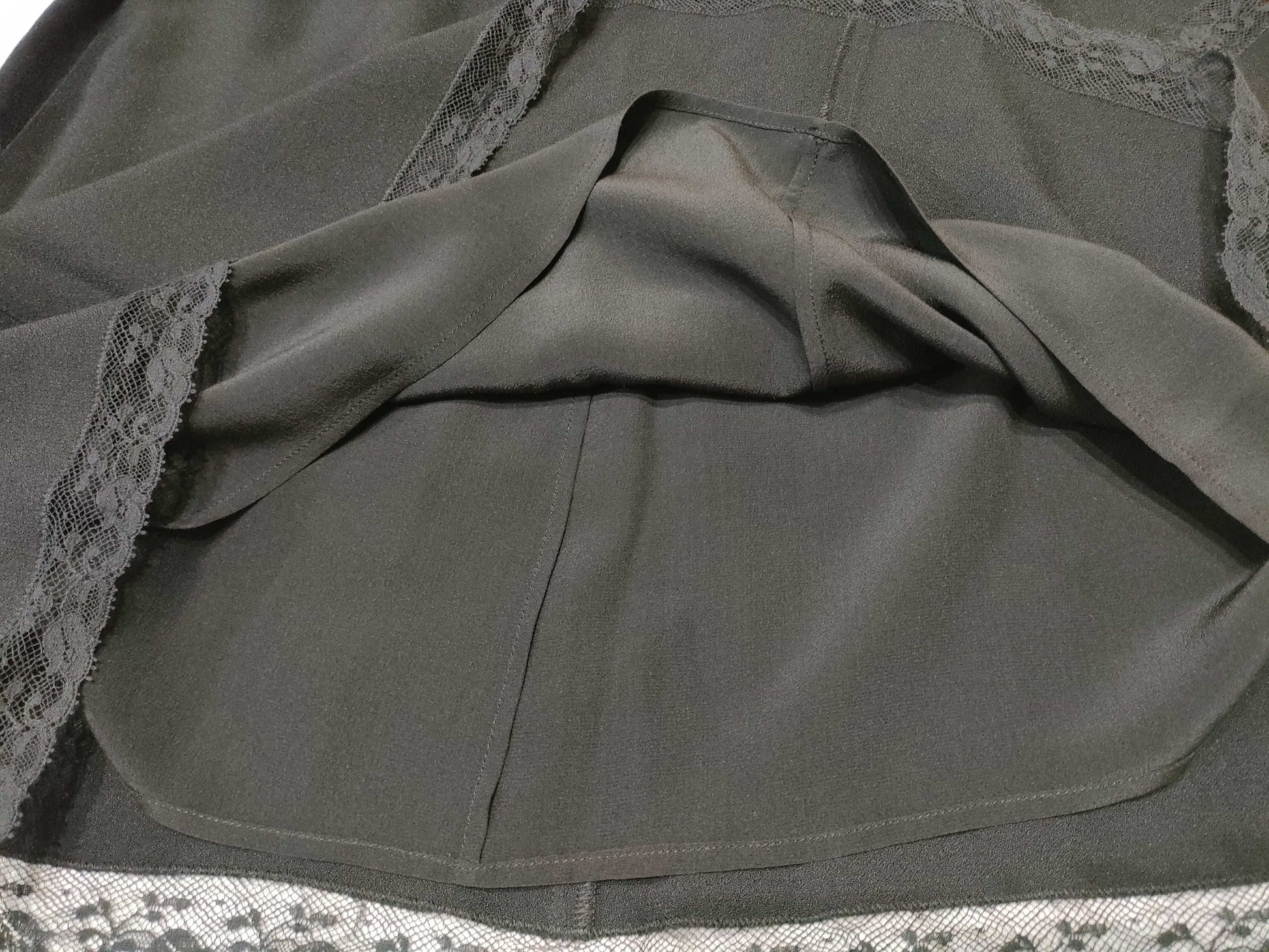 PRADA Floral Lace Embroidered Skirt, Black