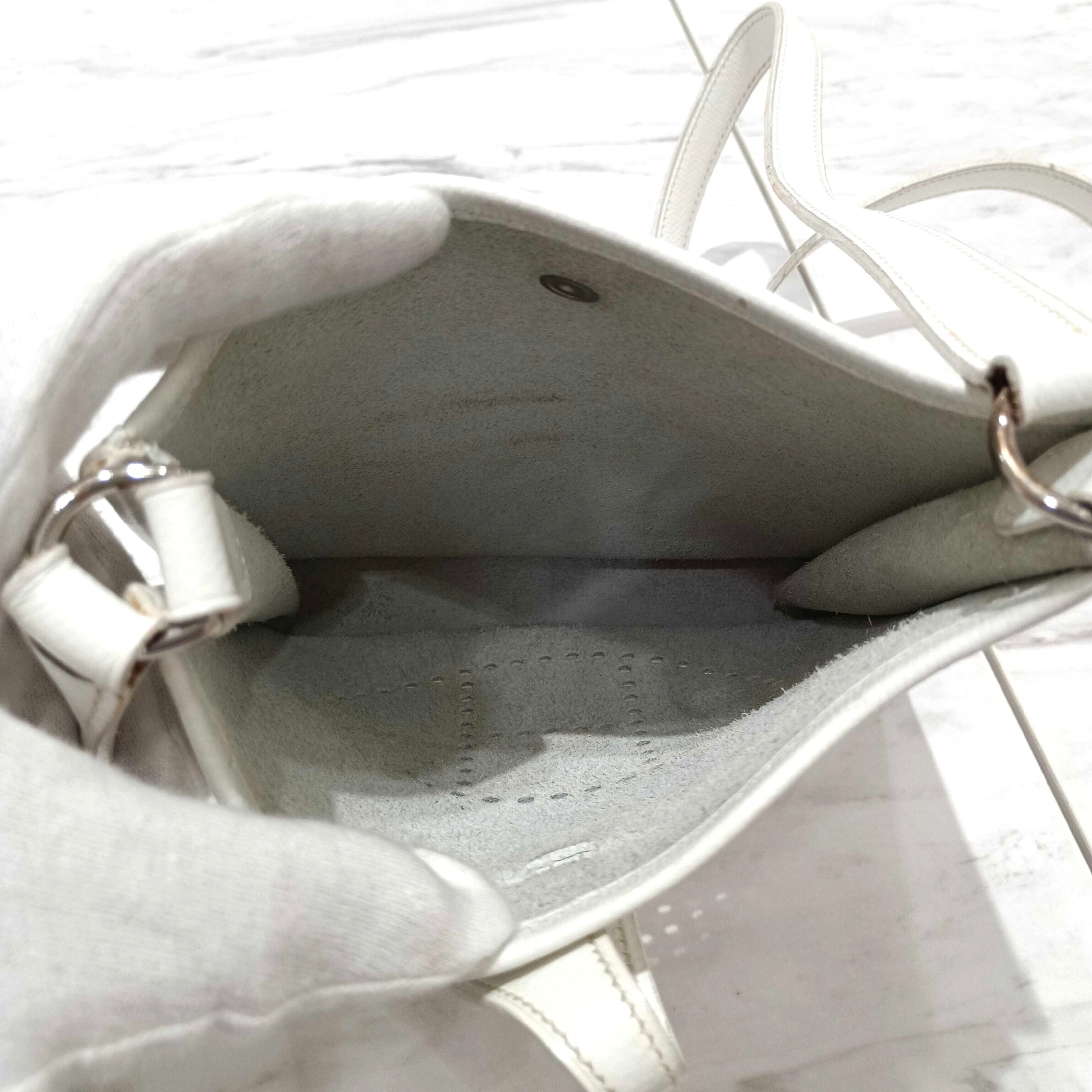 HERMES Evelyn TPM White Epson H Stamped Shoulder Bag