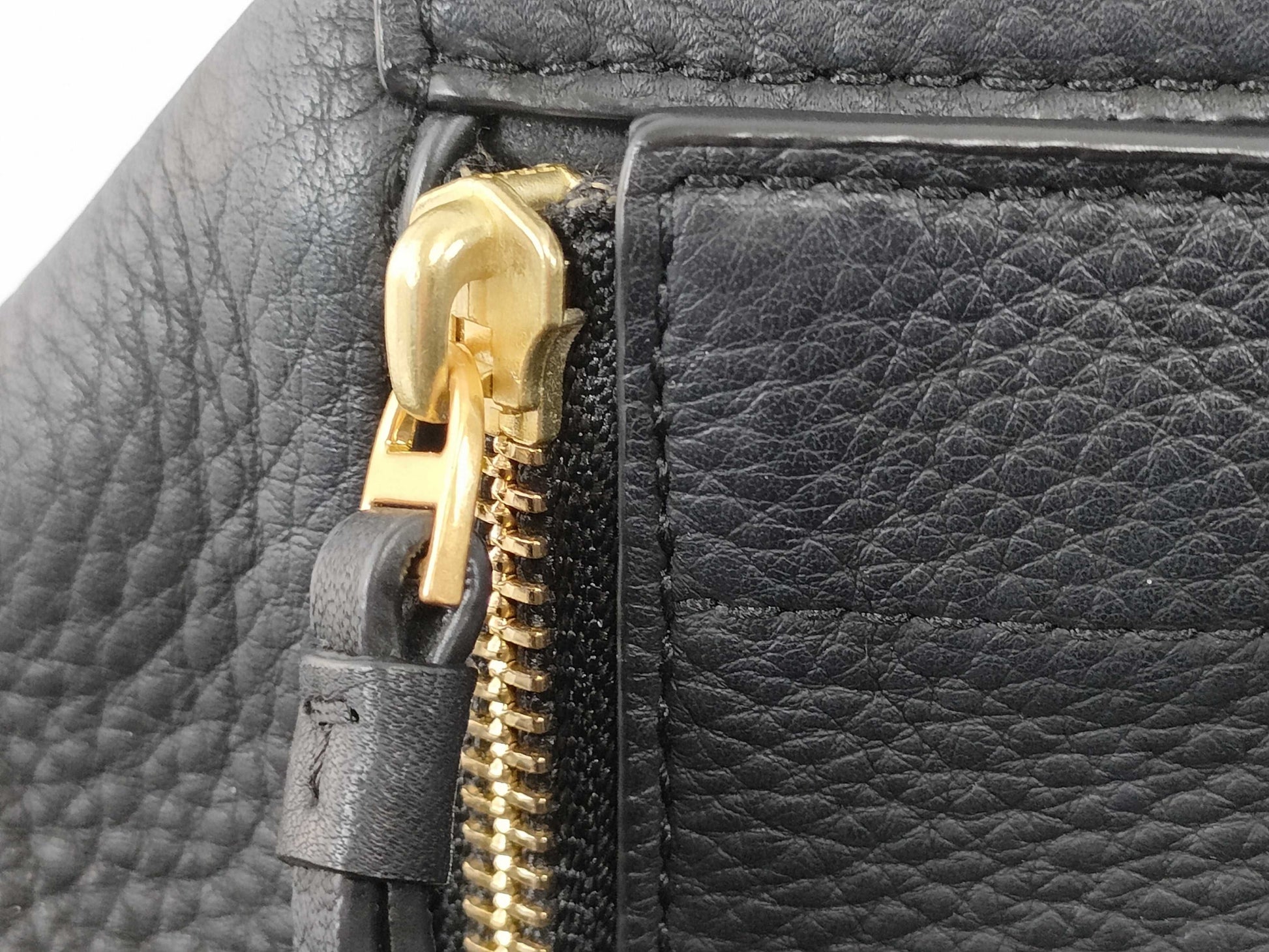 Tory Burch Tory Burch Handbag Leather Half Moon Black Handbag