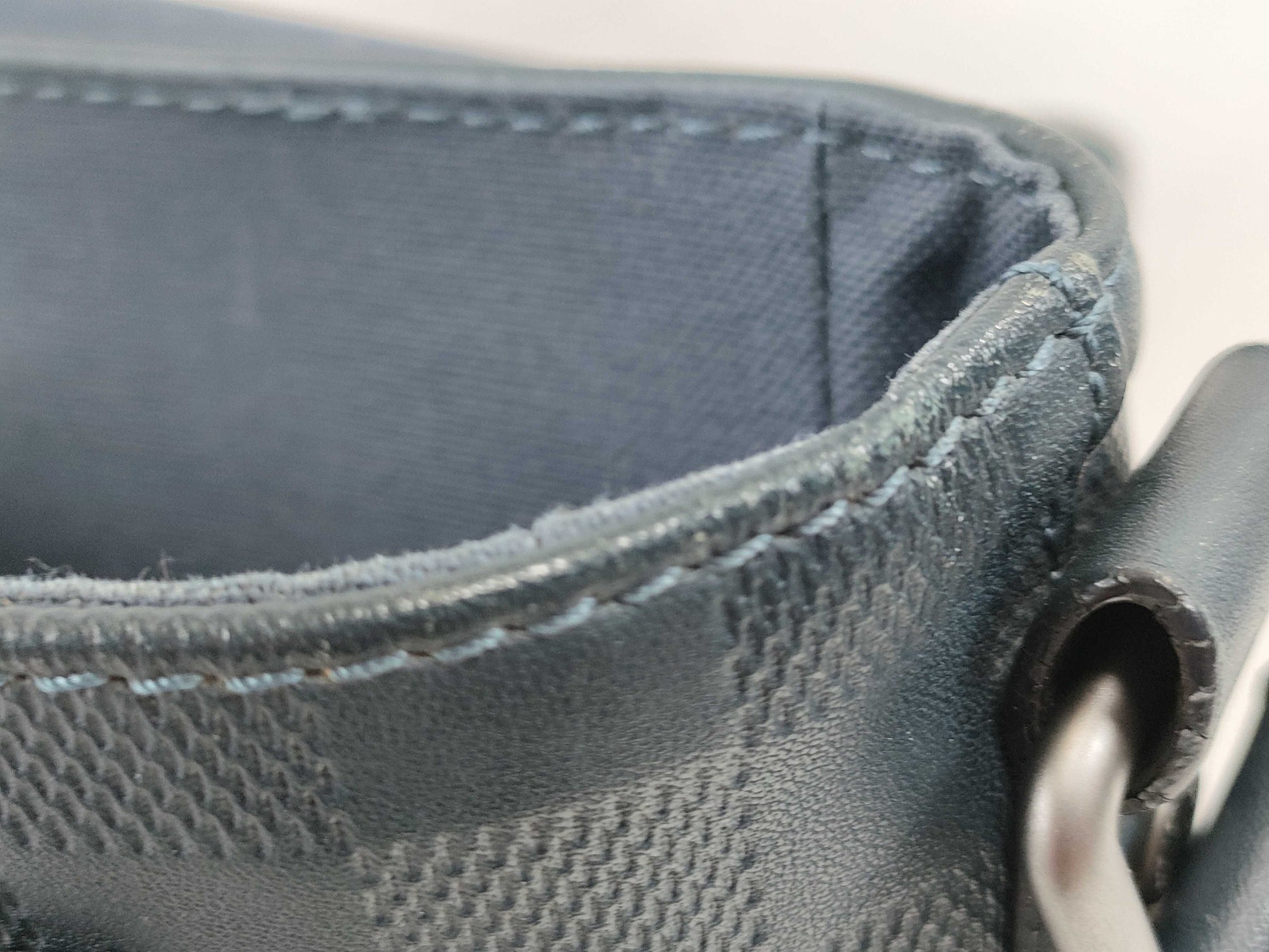 LOUIS VUITTON Damier Infini LOUIS VUITTON Damier Infini District MM N41283 Shoulder Bag Shoulder Bag