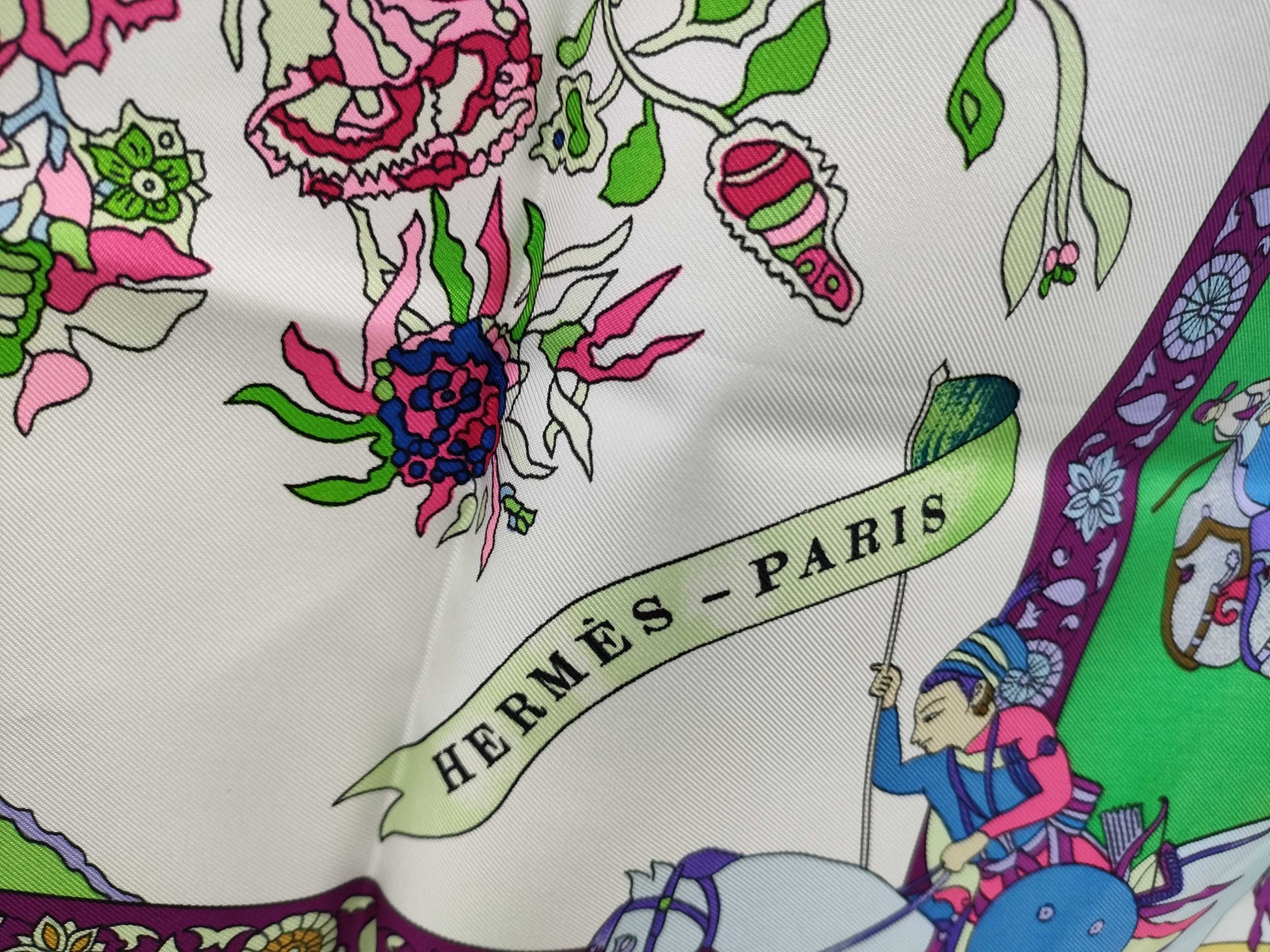 HERMES HERMES Carré 90 "Dazzling India" Scarf