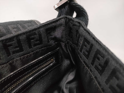 FENDI Zucca pattern Zucchino shoulder bag in black canvas and leather, 8BR320