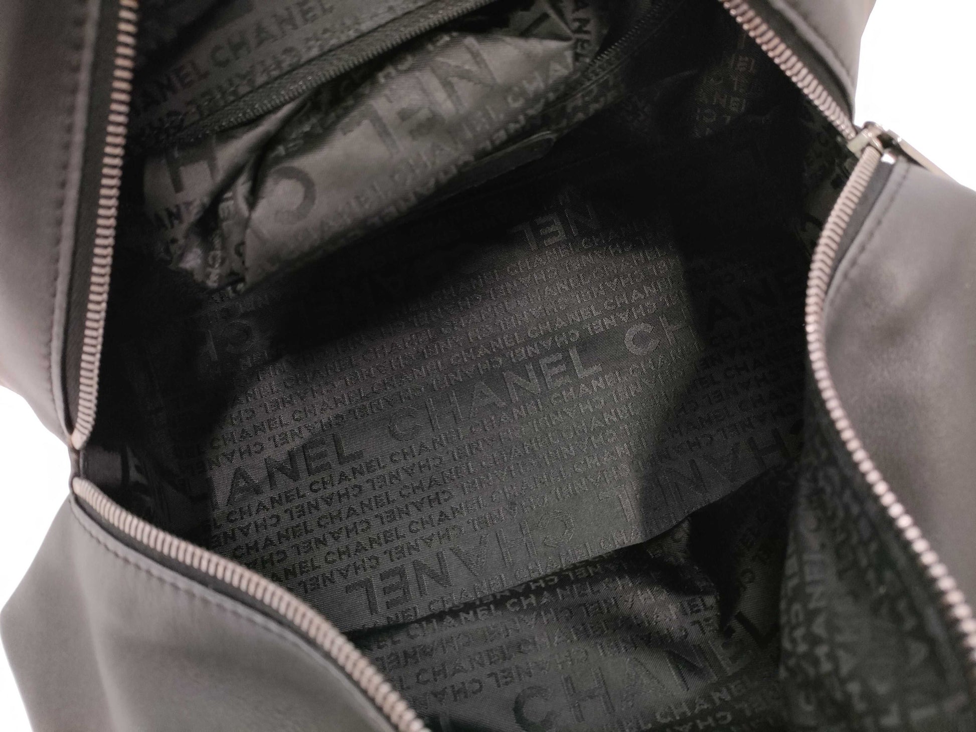 CHANEL Handbag, Harako Leather, Black, 8610456