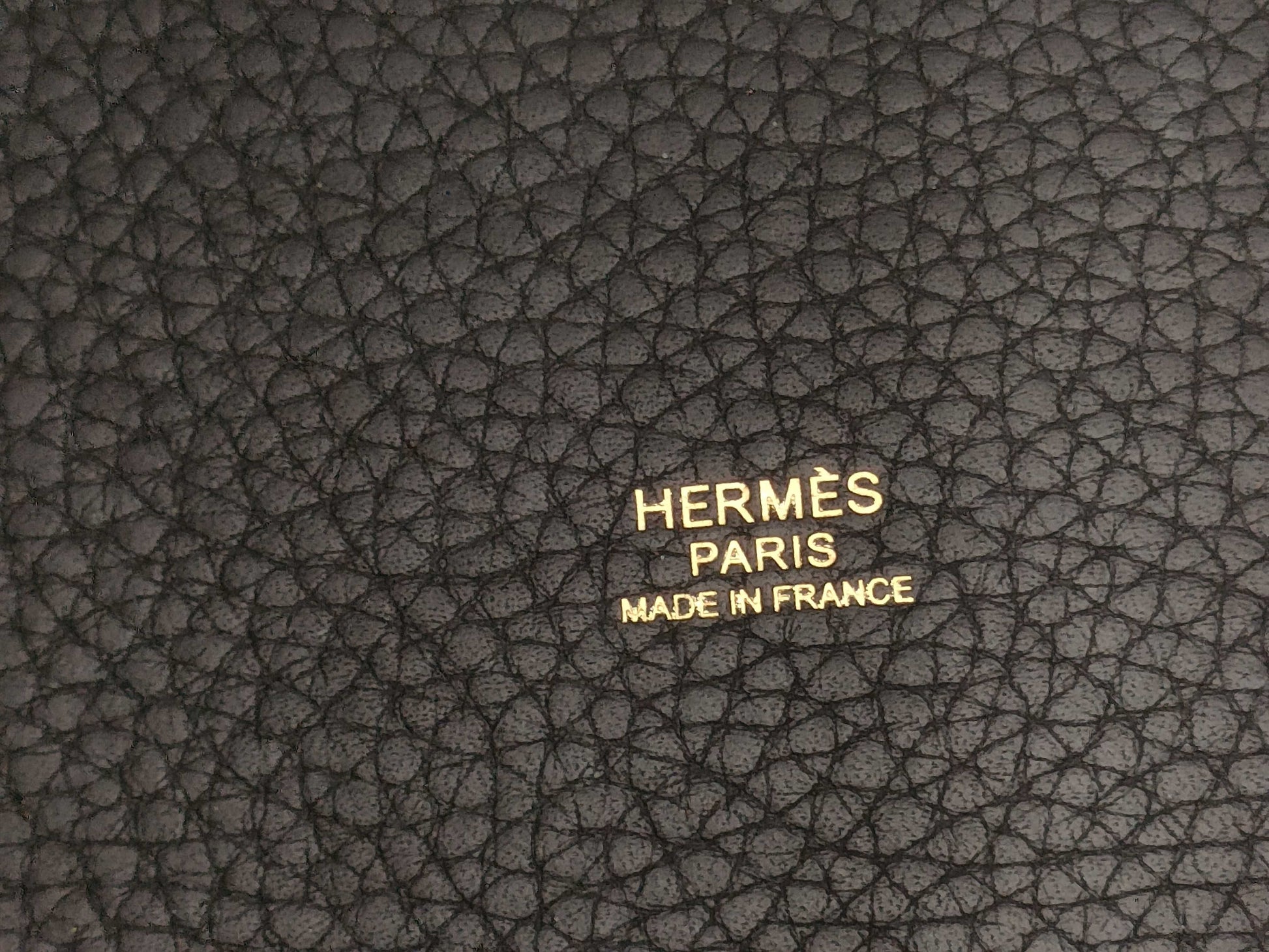 HERMES Picotin Lock PM Taurillon Clemence Leather Handbag in Dark Navy with U Stamp and Gold Hardware