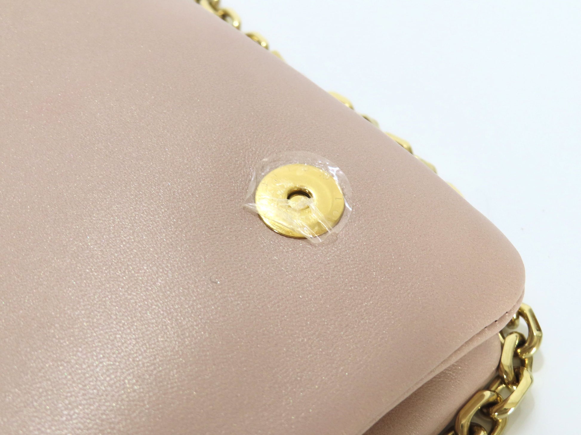 LOUIS VUITTON RFID Verified Fall in Love Pochette Coussin Pink M80834 RFID Shoulder Bag