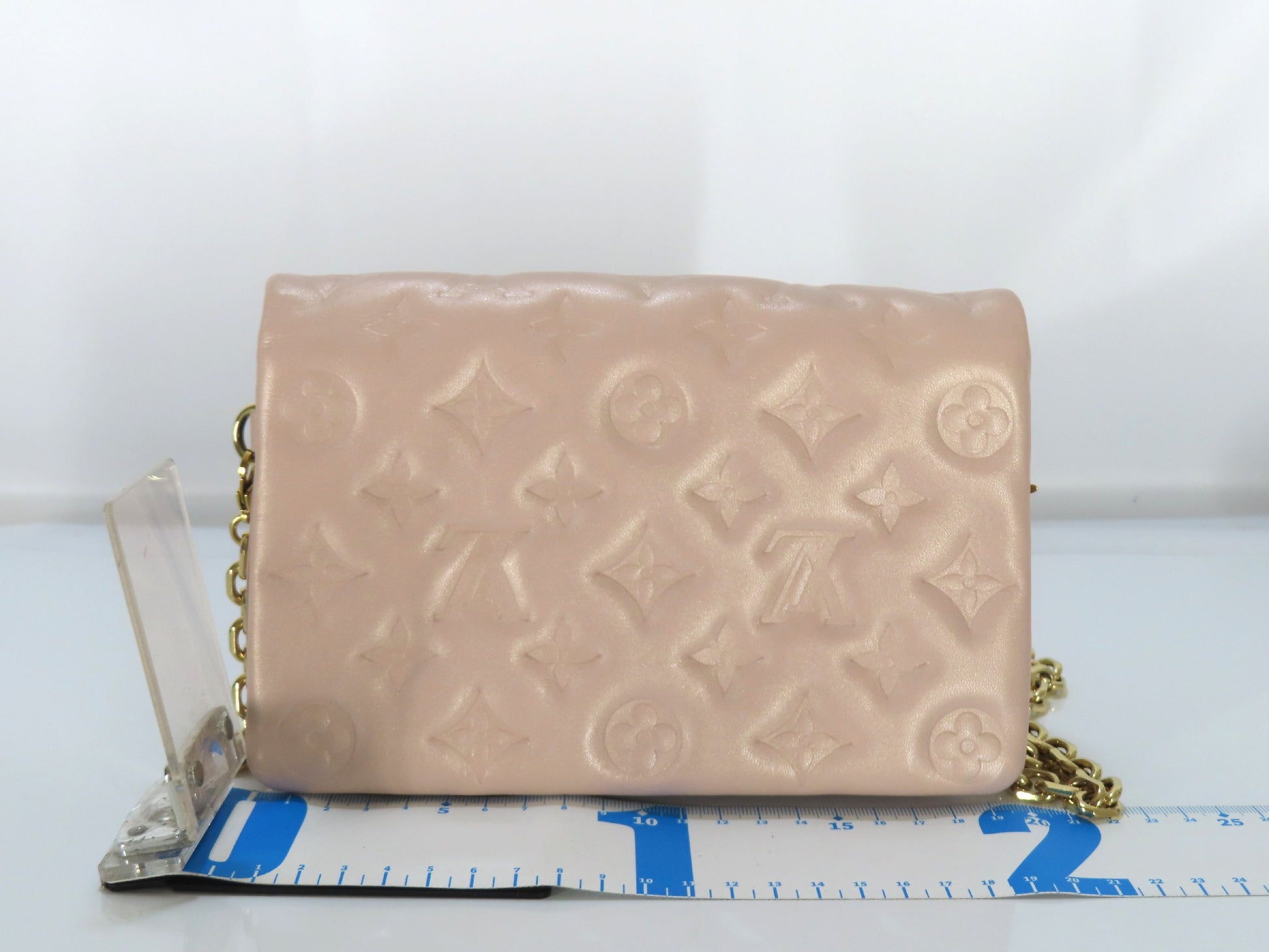 LOUIS VUITTON RFID Verified Fall in Love Pochette Coussin Pink M80834 RFID Shoulder Bag