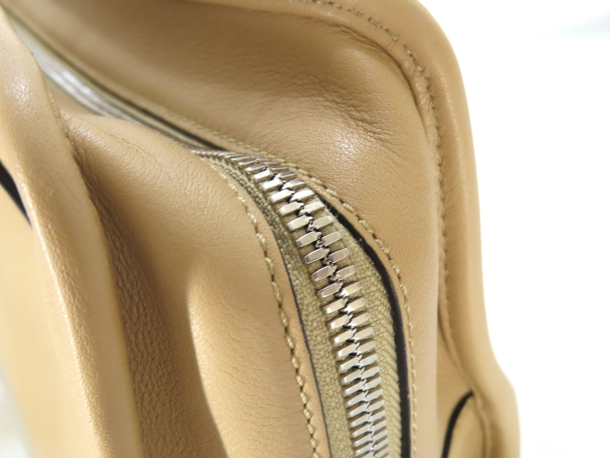 LOEWE Amazona 23 352.30. N71 Leather Beige 2-Way Handbag