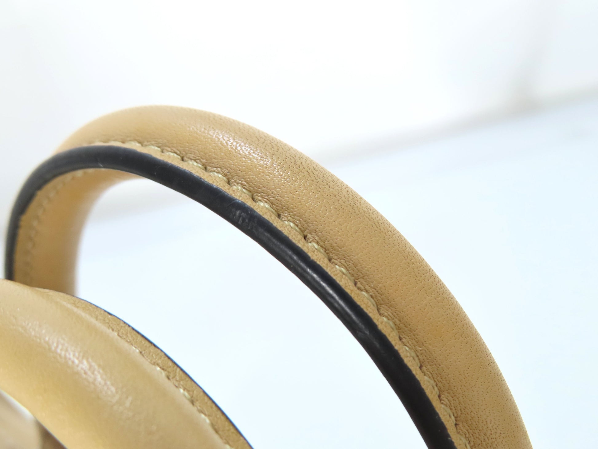 LOEWE Amazona 23 352.30. N71 Leather Beige 2-Way Handbag