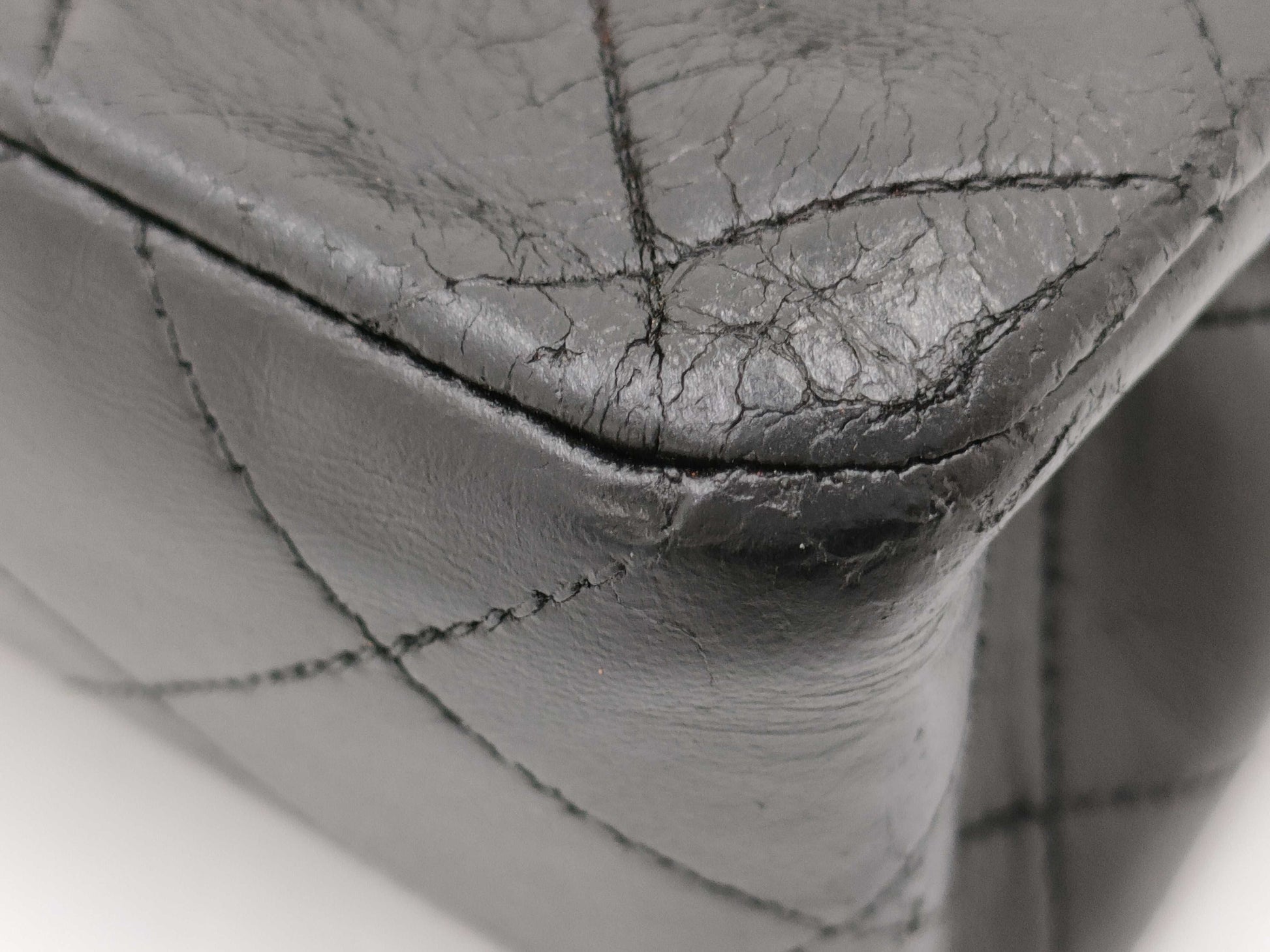 CHANEL Matelasse Shoulder Bag