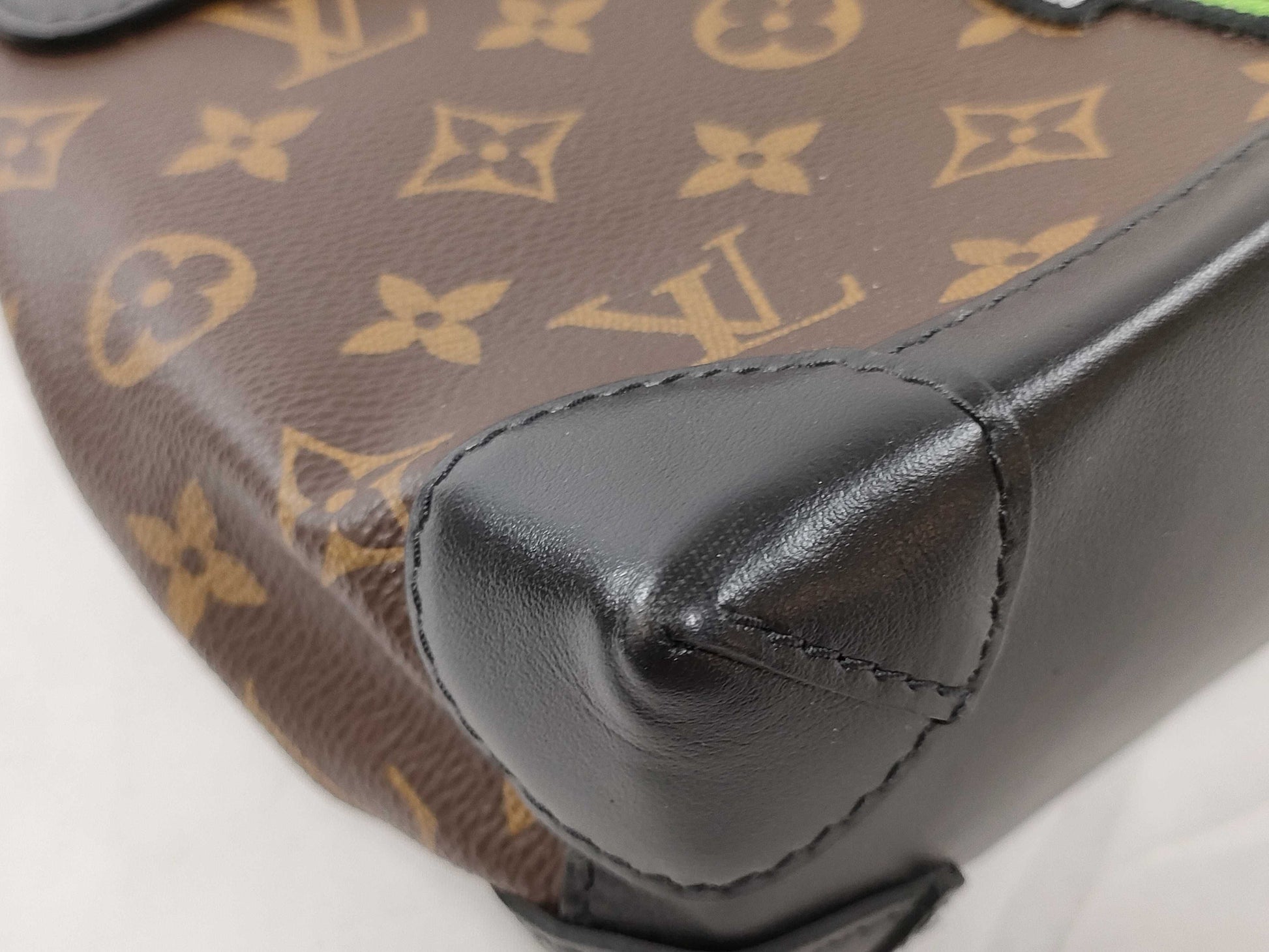 LOUIS VUITTON RFID Verified, Serial Unverifiable Monogram Louis Vuitton Backpack