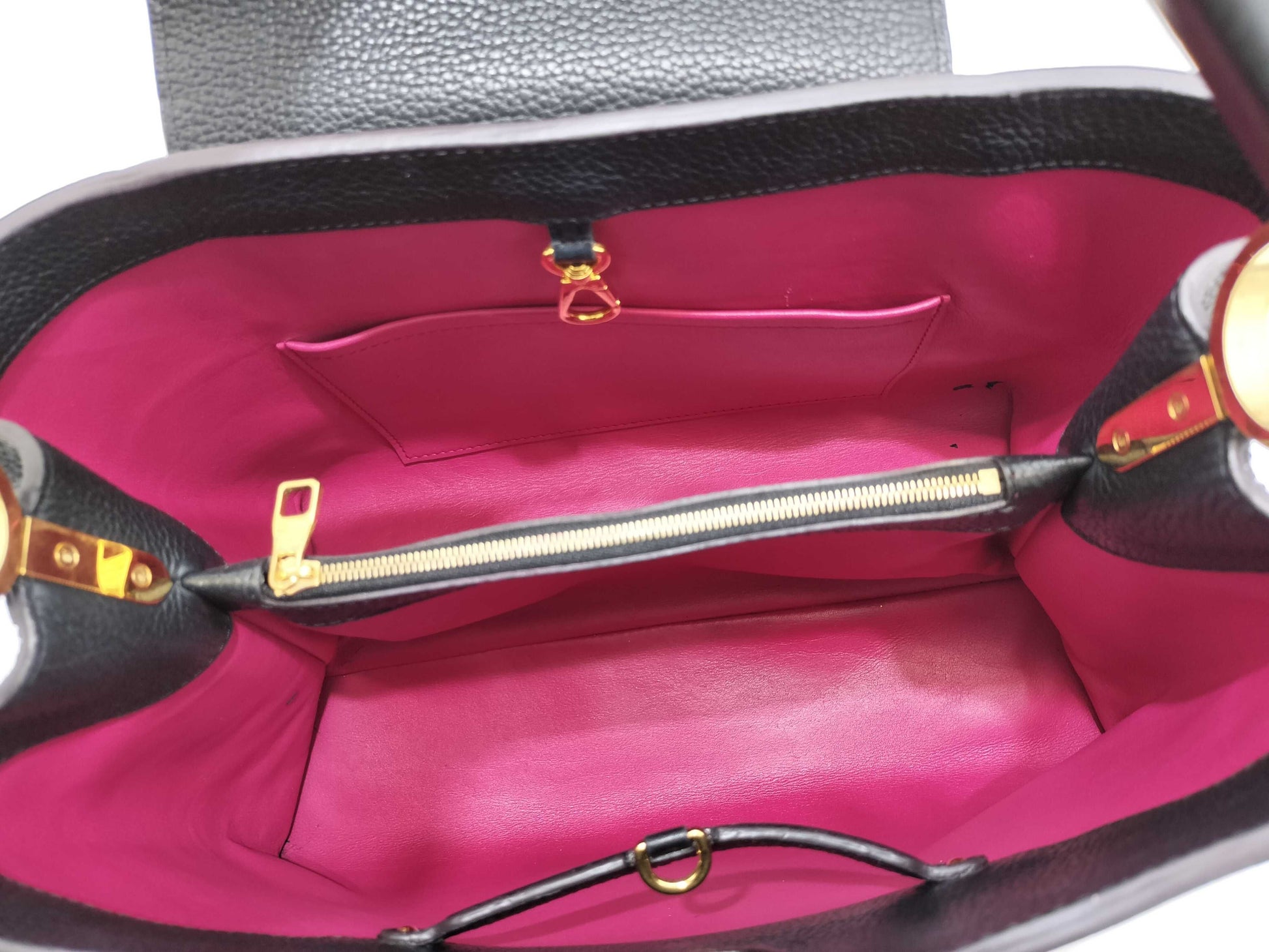 LOUIS VUITTON MI 1124 Louis Vuitton Capucines Handbag