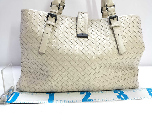 BOTTEGA VENETA Intrecciato Bottega Veneta Handbag
