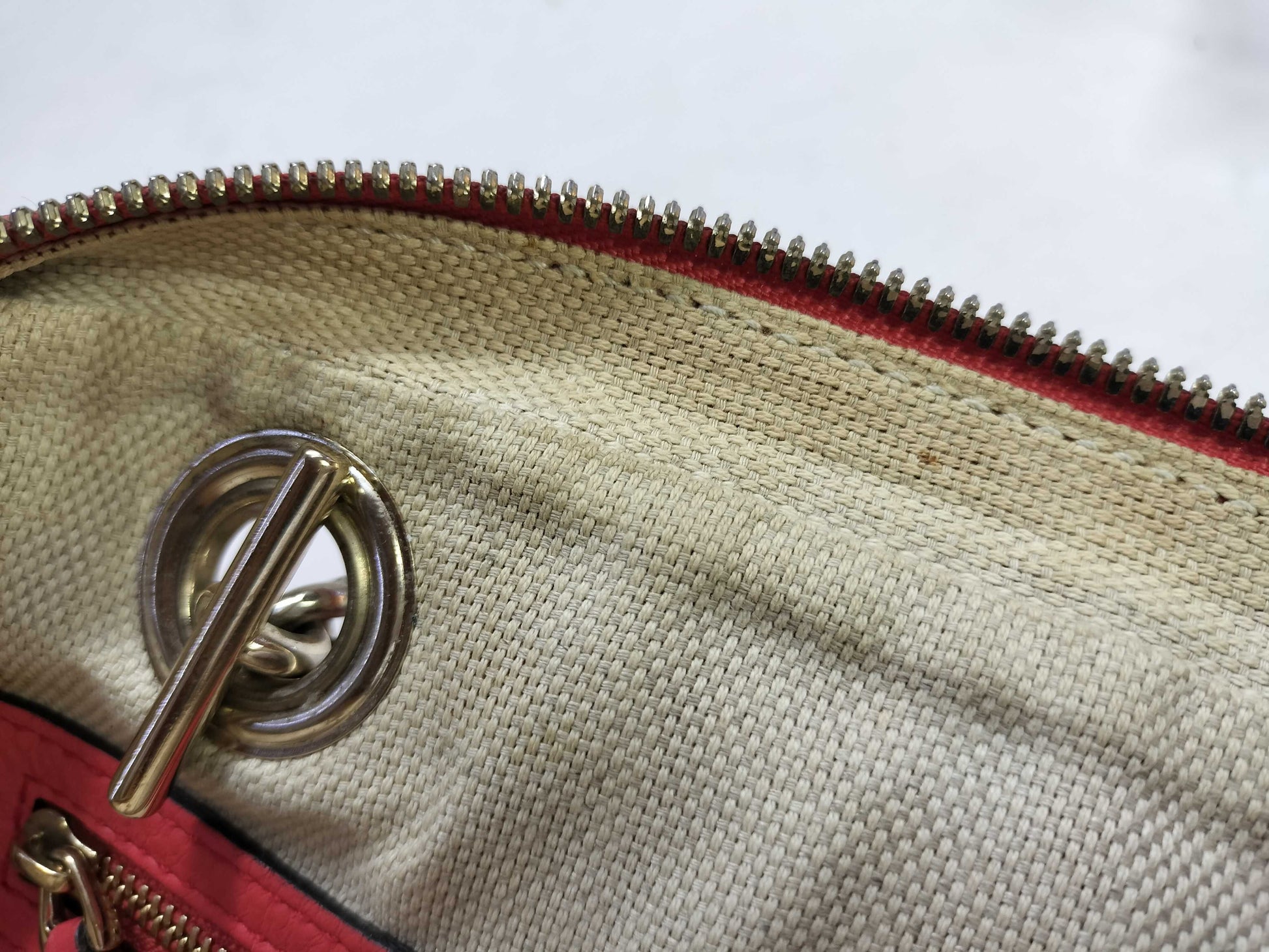 GUCCI Soho Gucci Camera Bag Shoulder Bag