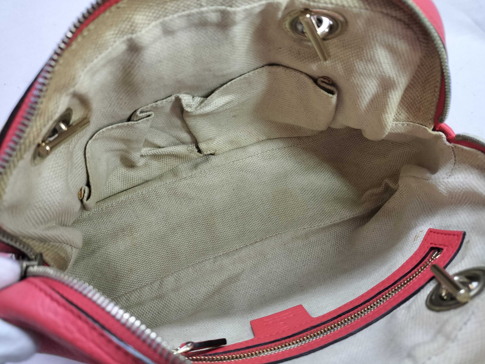 GUCCI Soho Gucci Camera Bag Shoulder Bag