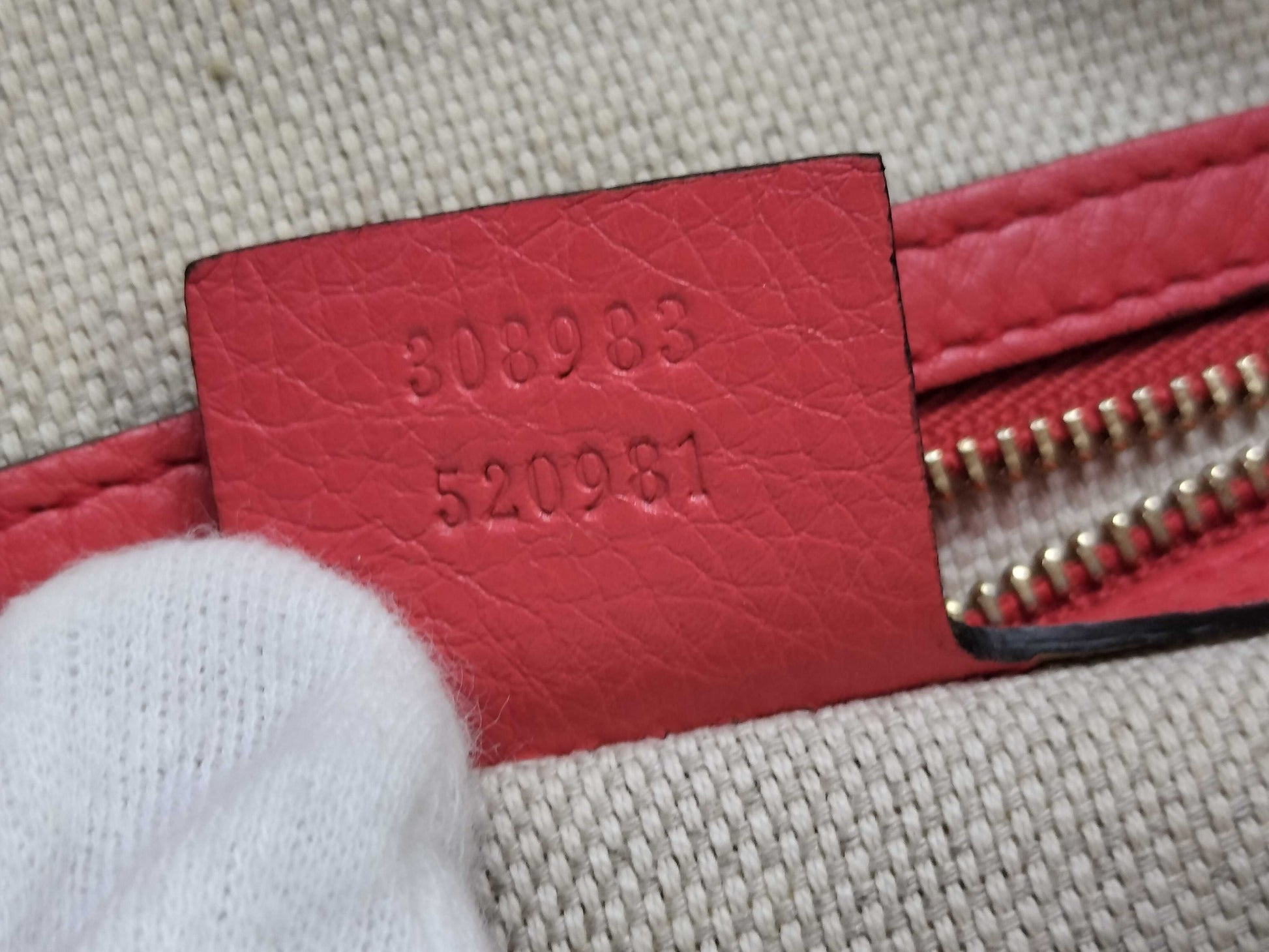 GUCCI Soho Gucci Camera Bag Shoulder Bag