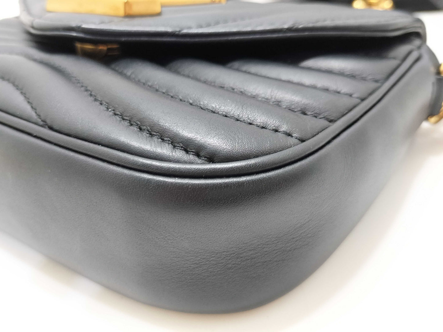 LOUIS VUITTON RFID Verified Louis Vuitton New Wave Shoulder Bag