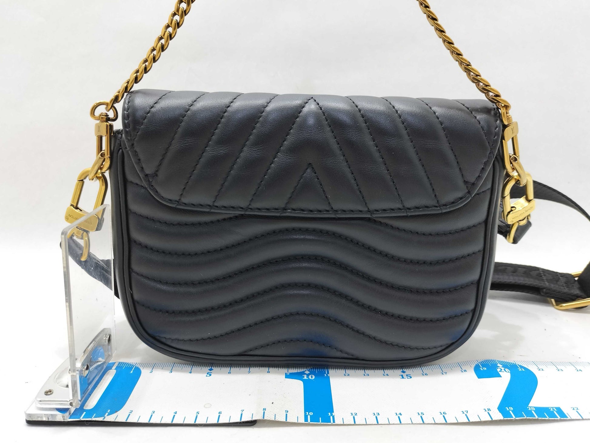 LOUIS VUITTON RFID Verified Louis Vuitton New Wave Shoulder Bag