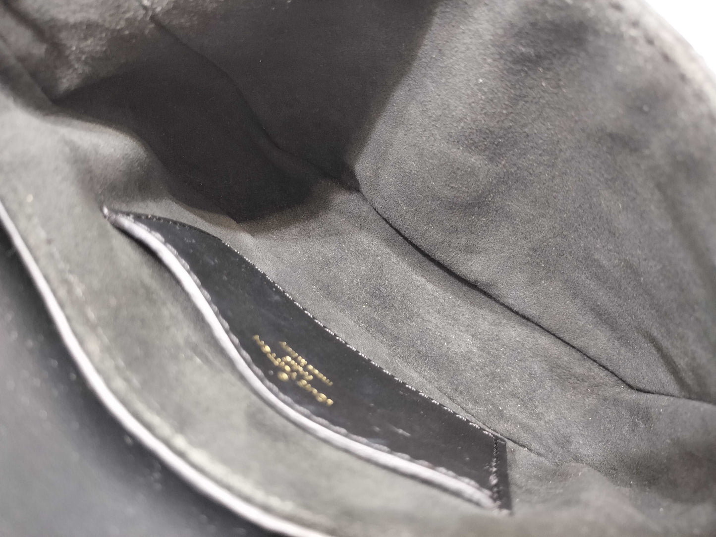 LOUIS VUITTON RFID Verified Louis Vuitton New Wave Shoulder Bag