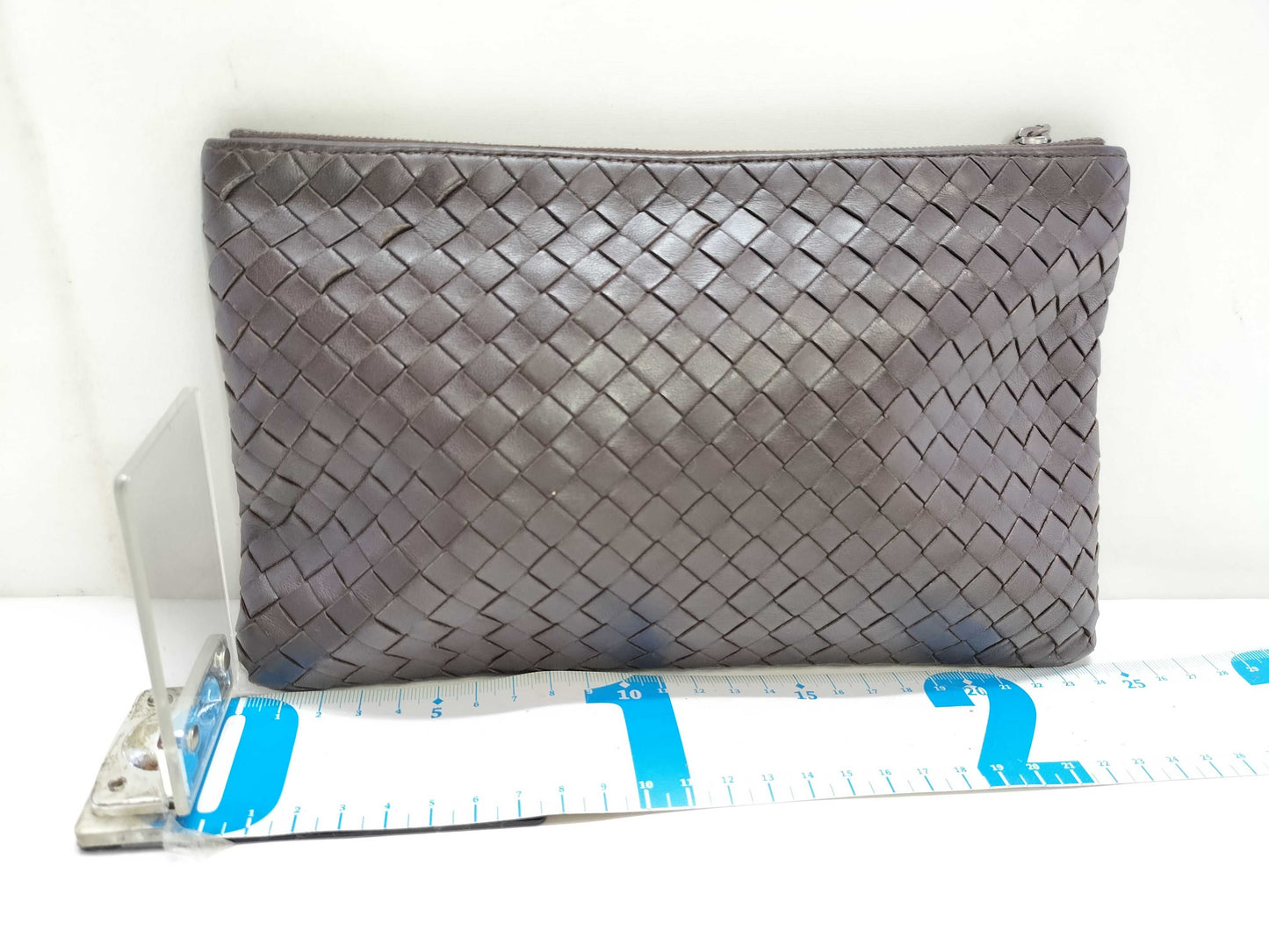 BOTTEGA VENETA Intrecciato Bottega Veneta Wallet Pouch